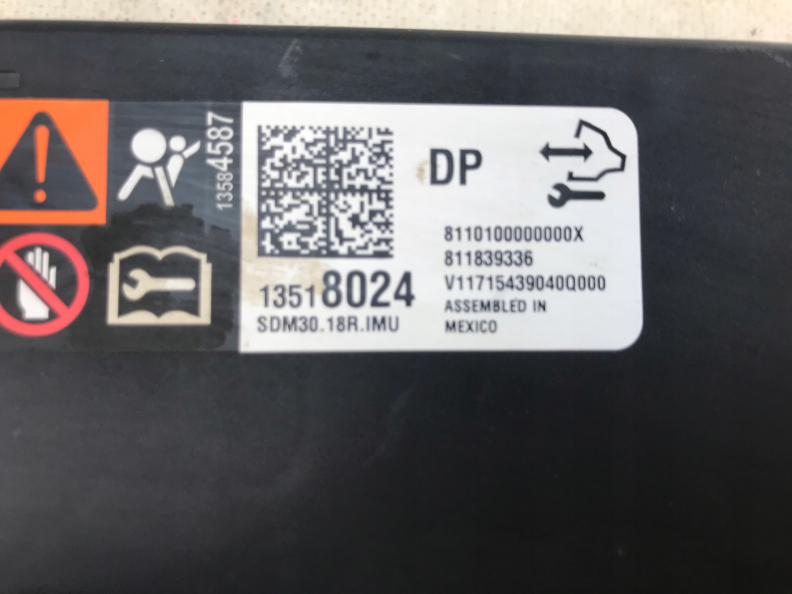 Chevrolet trax 17- Блок airbag 13518024 америка