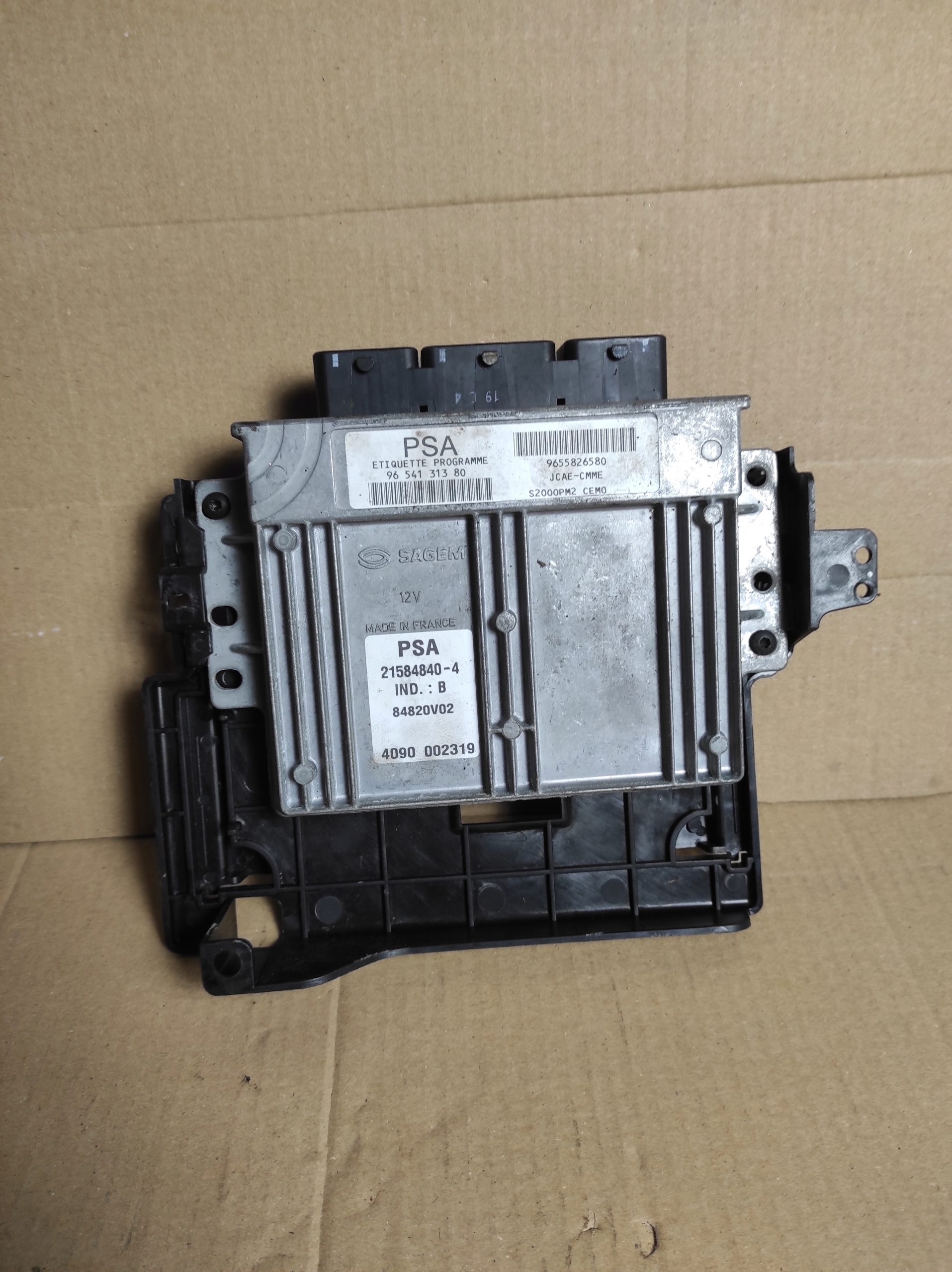 PEUGEOT 407 1.8 B computer control unit 9654131380
