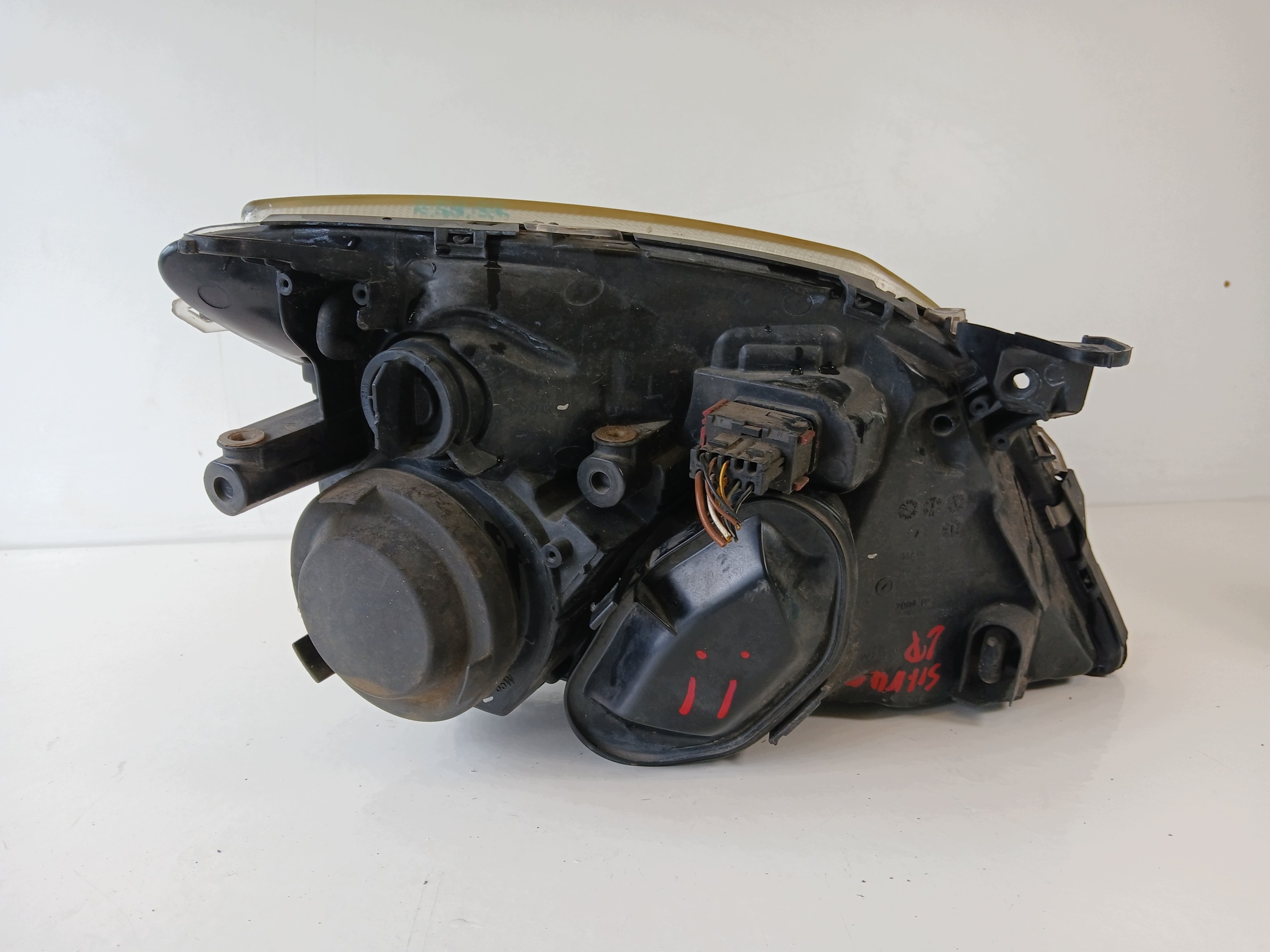 OPEL VECTRA C SIGNUM light left front CIEMNA
