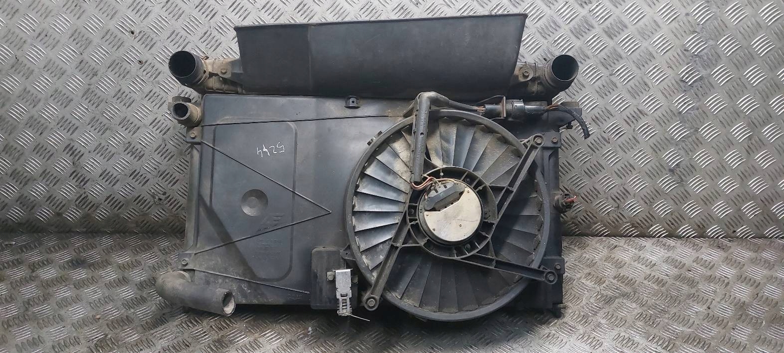 chladič vody + ventilátor VOLKSWAGEN SHARAN MK1 1.9 TDI