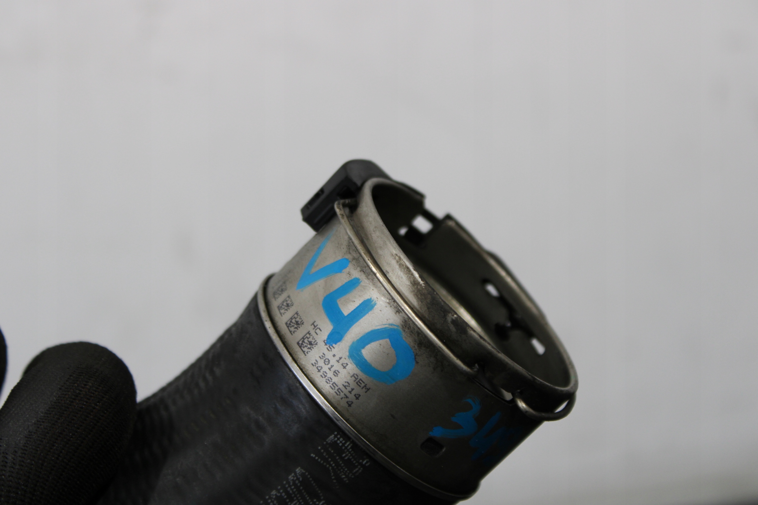 hadice vedení intercoolera VOLVO V40 II 2 D2 34985574