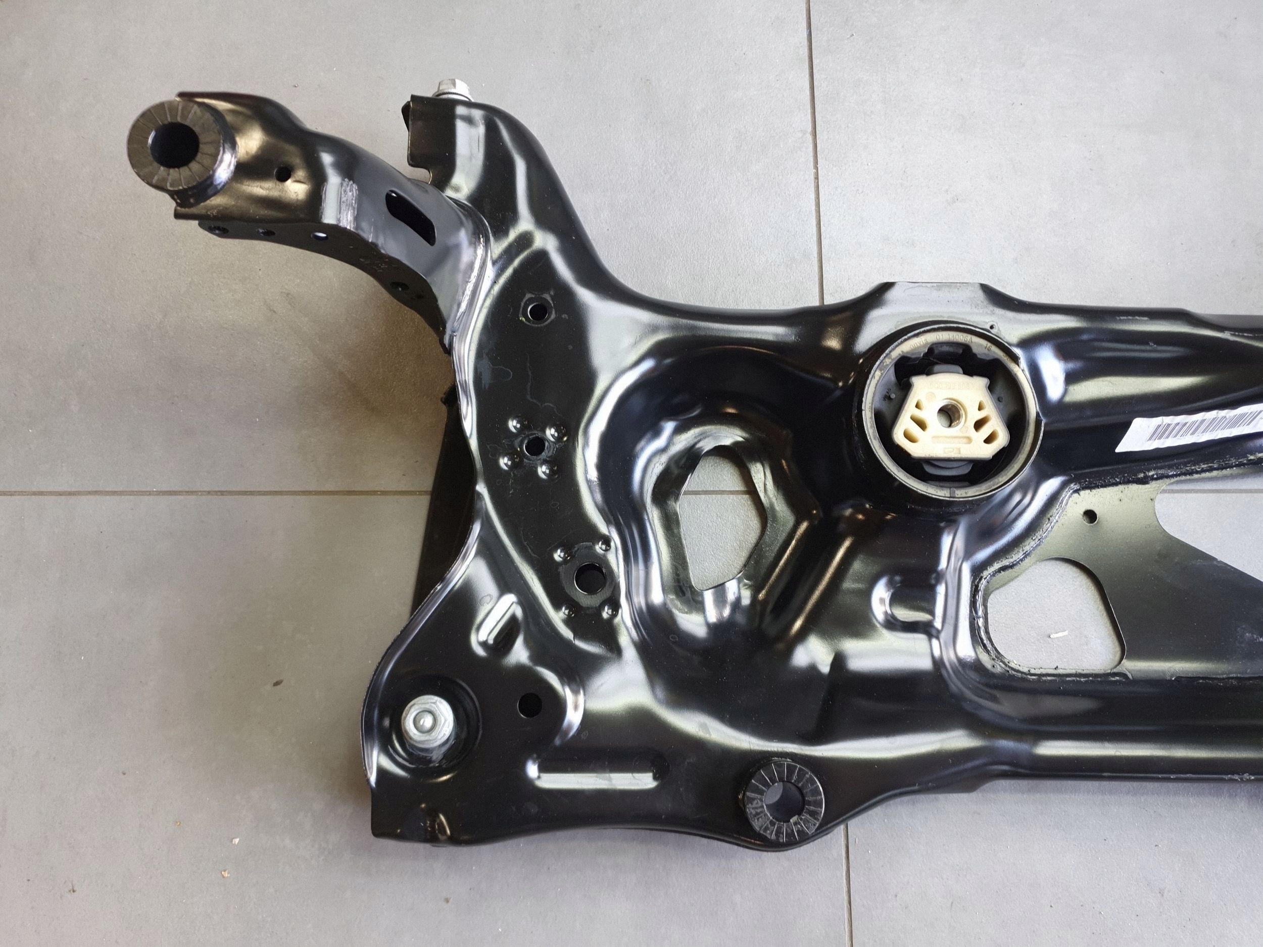Cupra Leon IV axle beam axle beam subframe front 5WA199315F