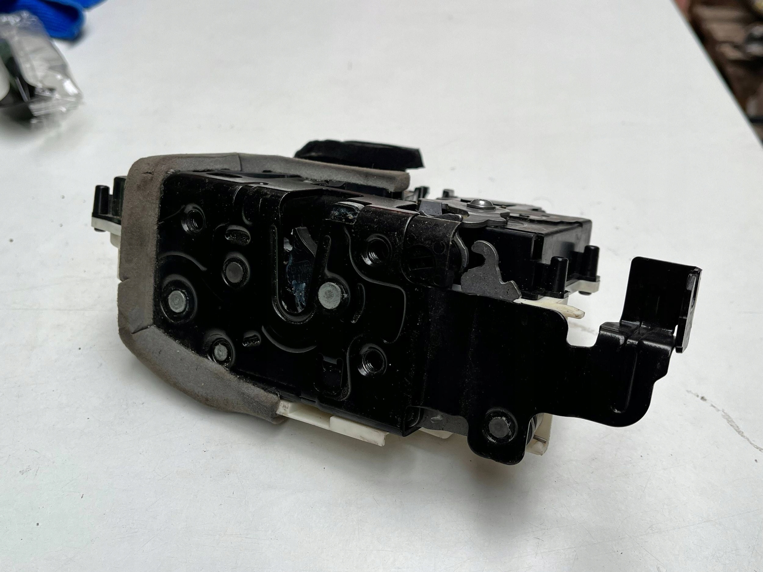 lock door przednich Audi A6 S6 C8 4K 4K1837015K !J