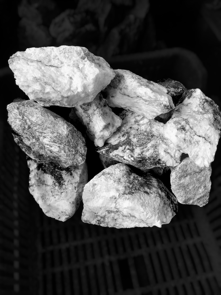 Levně 15 Kg White Grey Stone Set Skal Do Akvária