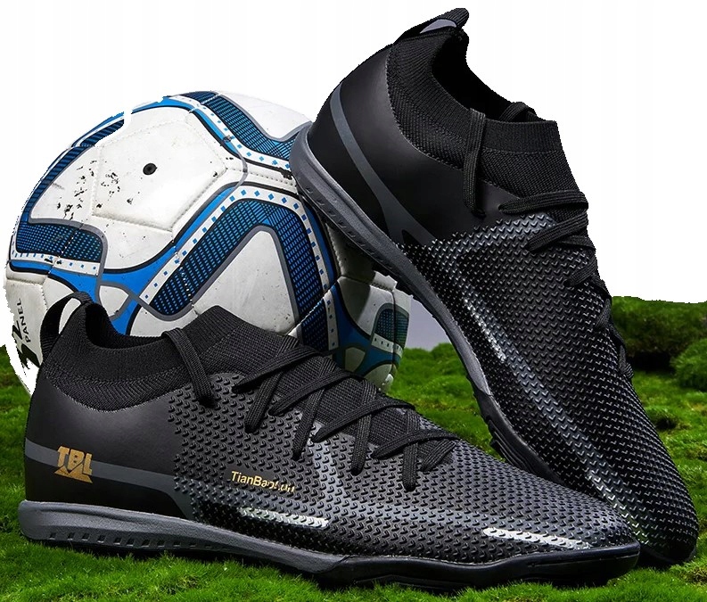 Buty piłkarskie Premium czarno-białe ergonomiczne turfy r.42 wkł 26cm