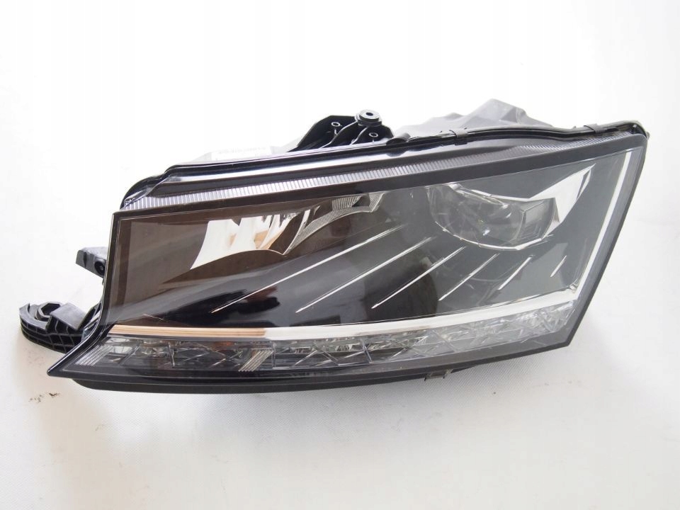 Skoda Fabia 3 Reflektor left light left III FL Lift LED 17r