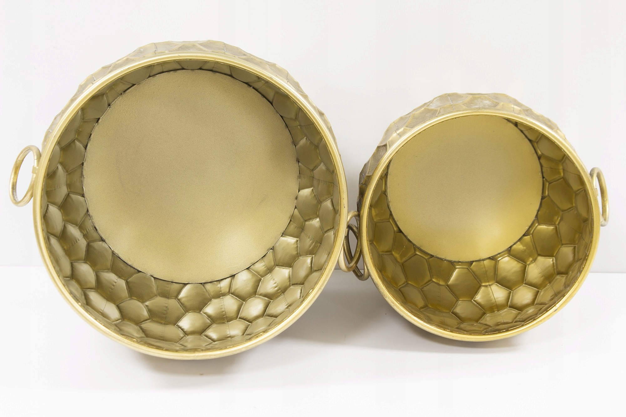 OSŁONKA DONICZKA METALOWA ZESTAW 2 SZTUKI ZŁOTA Rodzaj osłonka