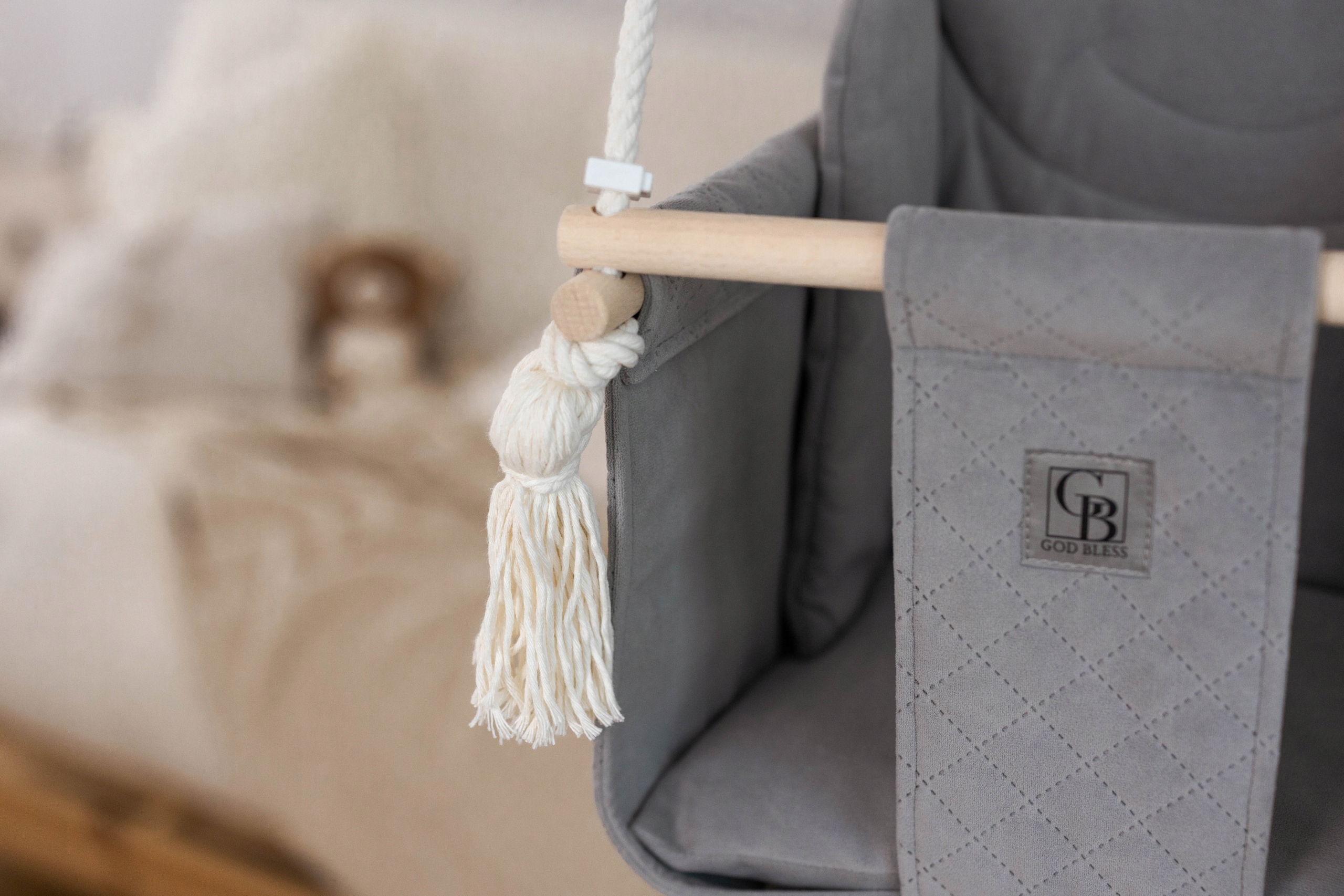 HUŚTAWKA DLA DZIECI DO DOMU REGULOWANA PRODUCENT CERTYFIKAT - CE Rodzaj huśtawka kubełkowa