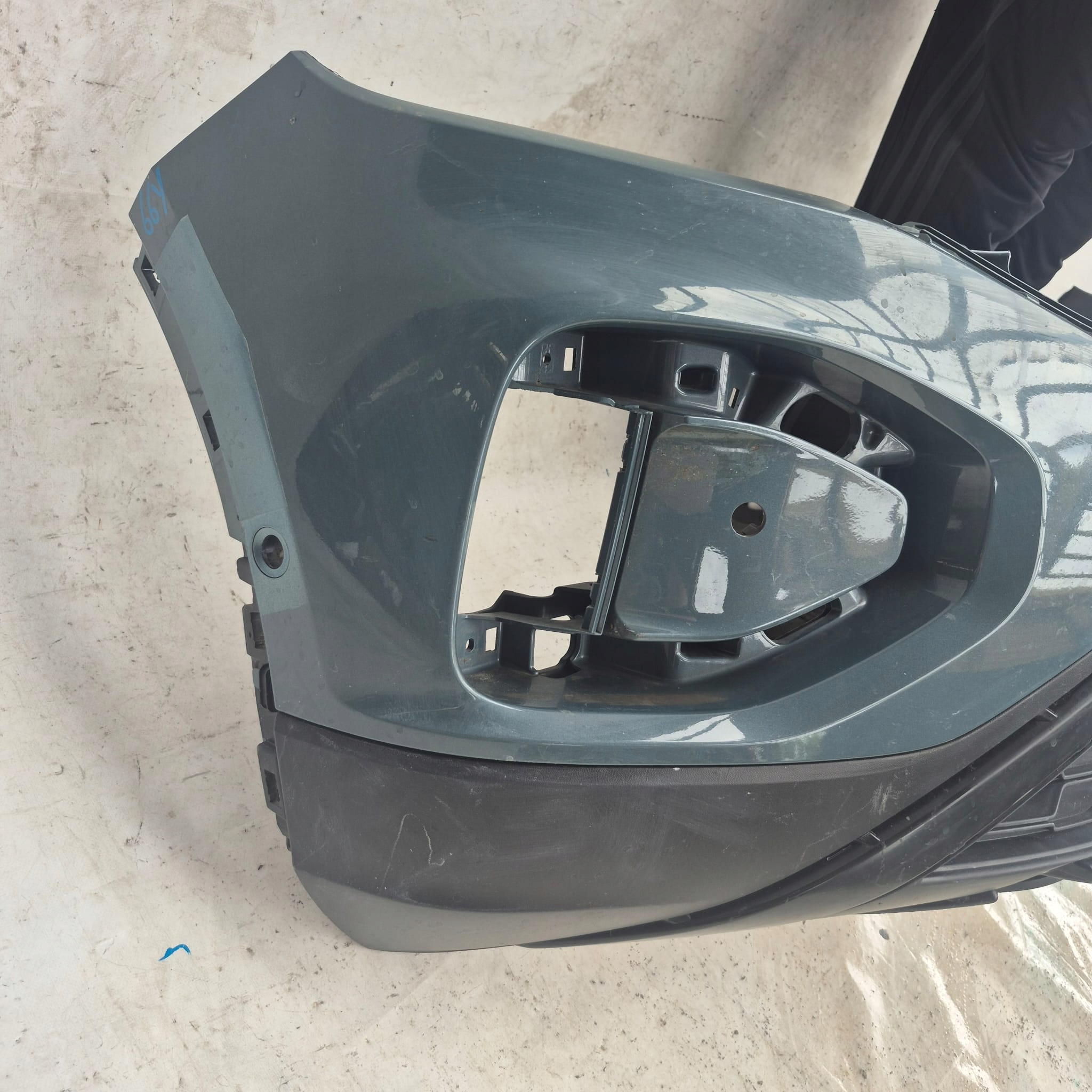 VW T-ROC T ROC LIFT 2GA 21- bumper front front PDC 2GA807217Q
