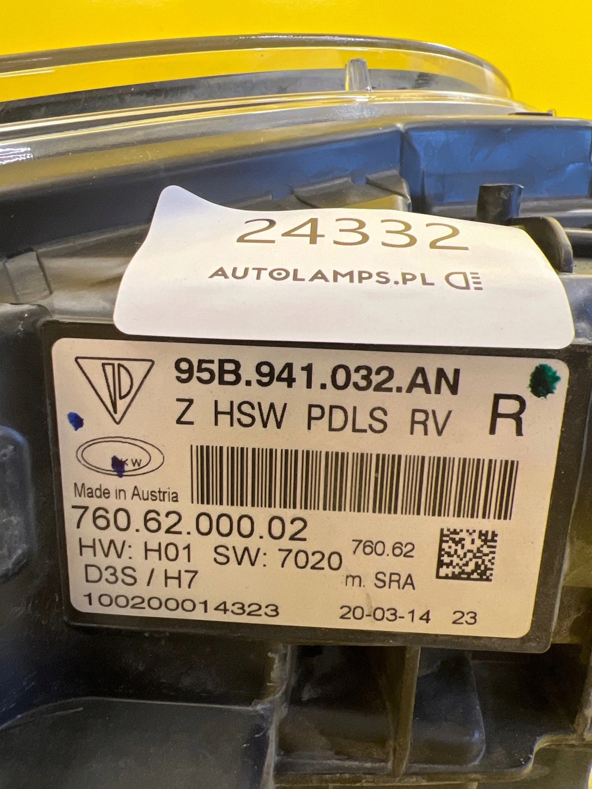light right Porsche Macan Xenon 95B941032AN