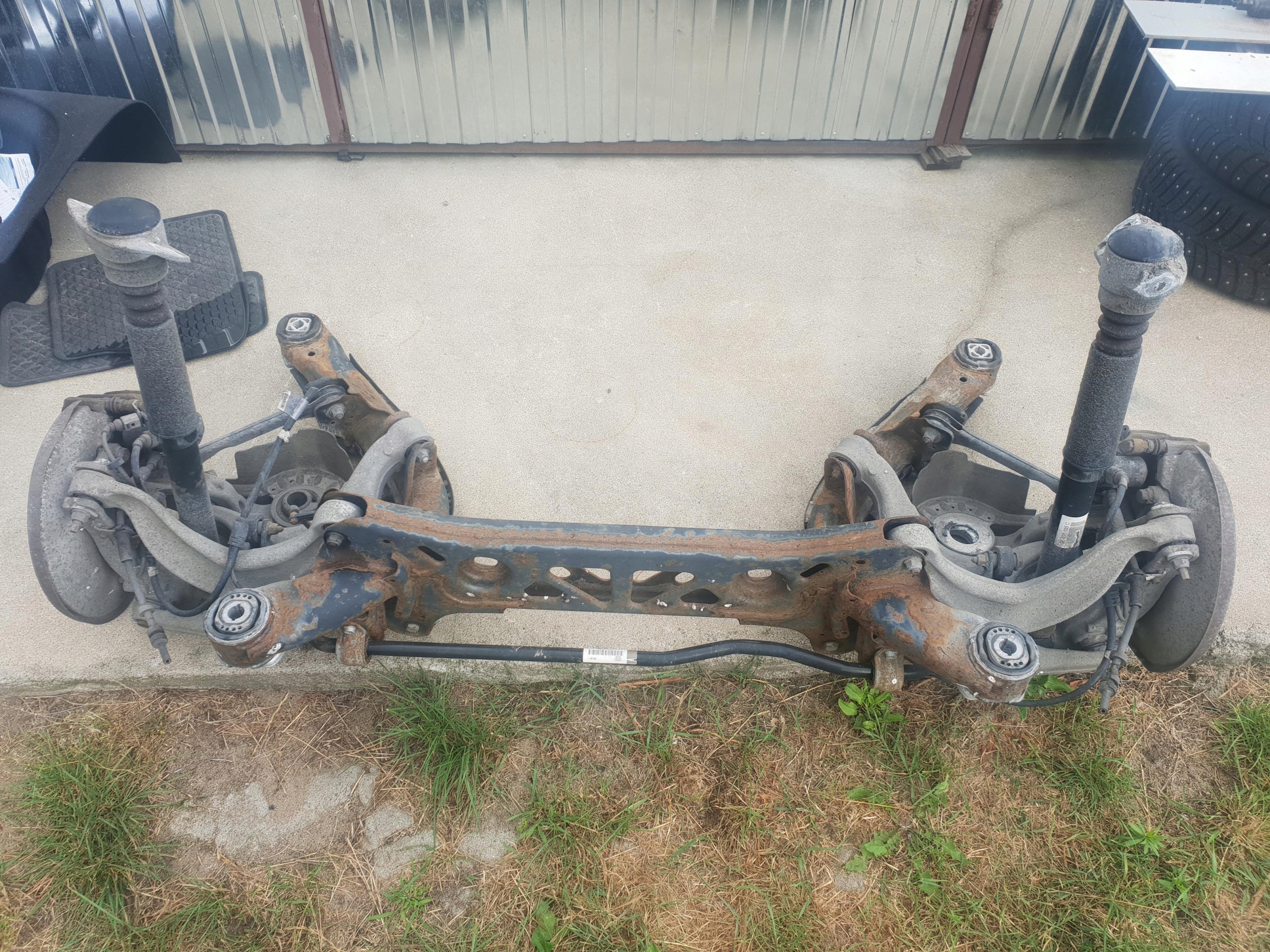 ZAWIESZENIE TYLNE KPL. A6 C7 2.0D 4G0505235P