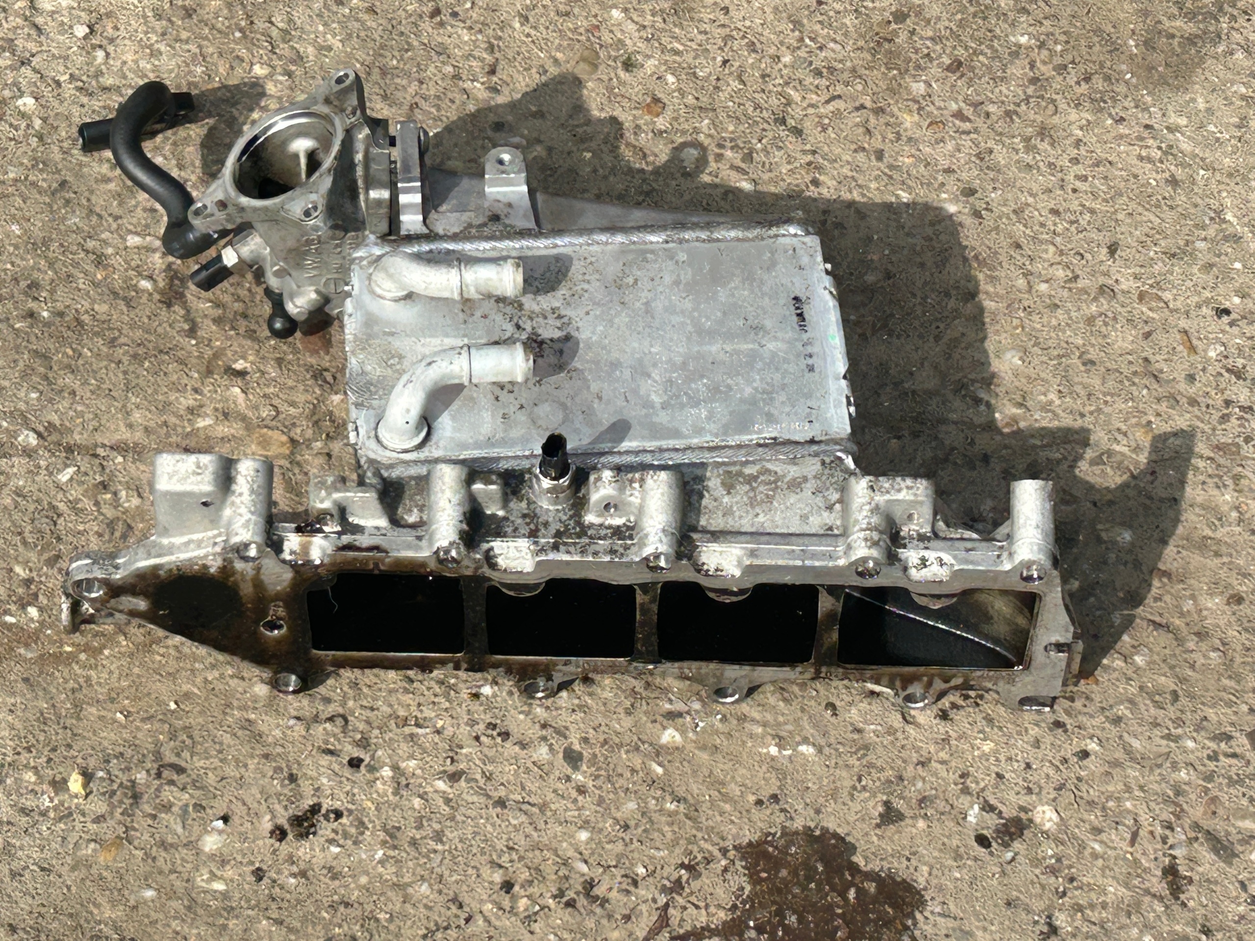 VOLKSWAGEN GOLF VII 1,6 TDI intake manifold M160739B