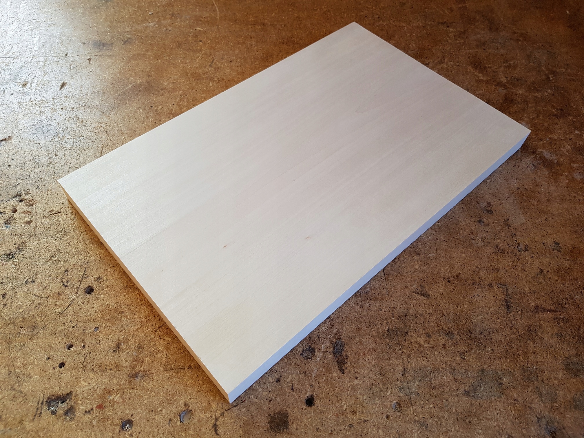 Prkénko lipové 40x25x5cm dřevo socha ikony lípa