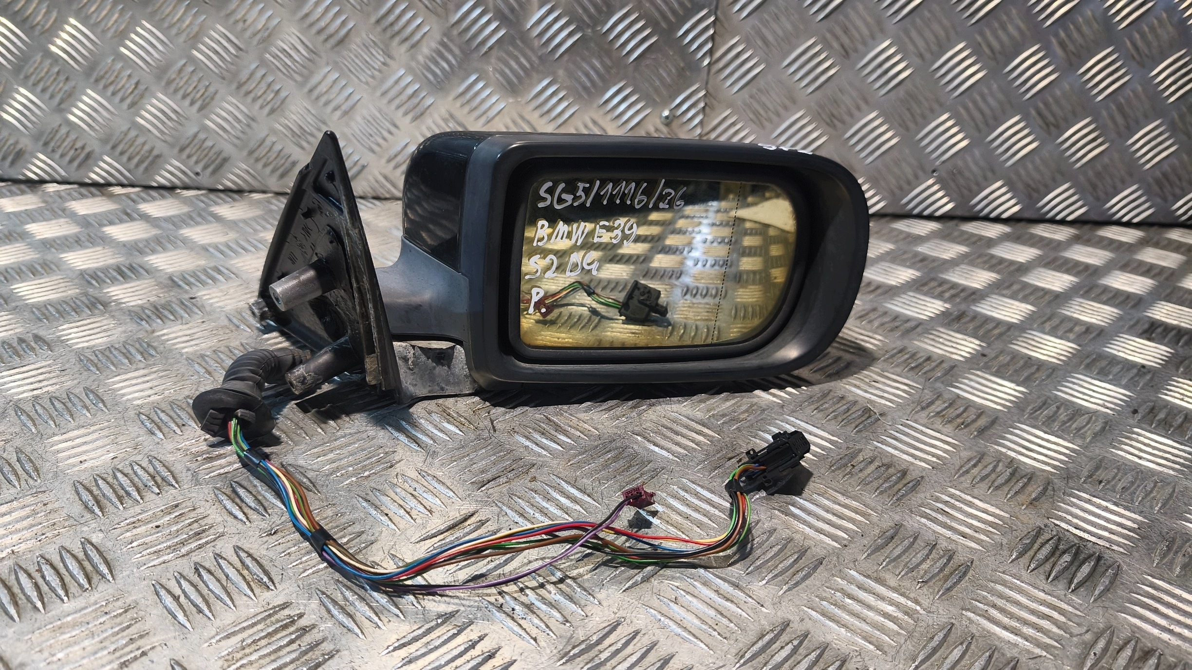 mirror right 9+2PIN BMW E39 2002r