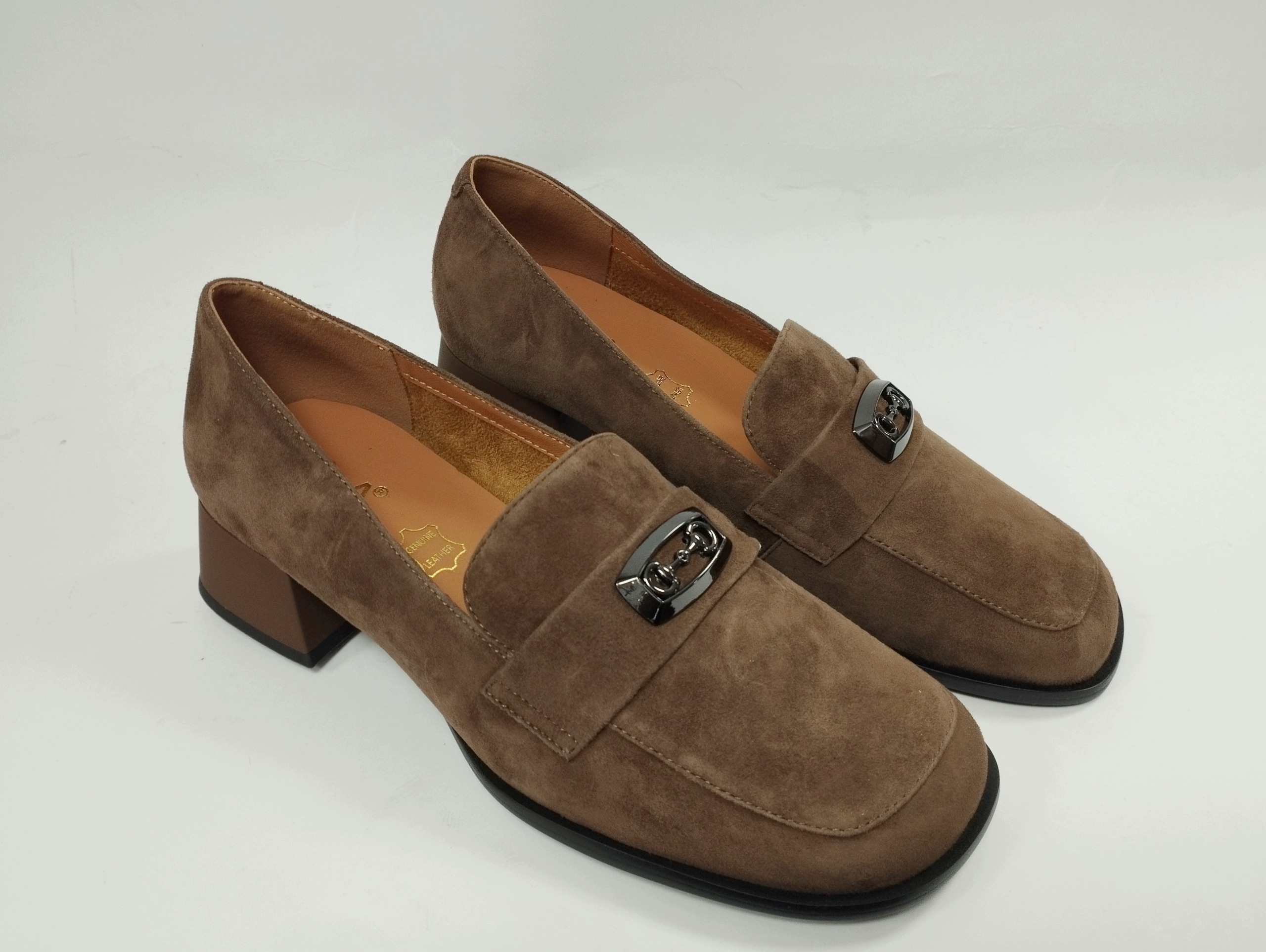 Polobotky D&a cr62-3399 mokasíny hnědé, dámský semiš, velikost 40