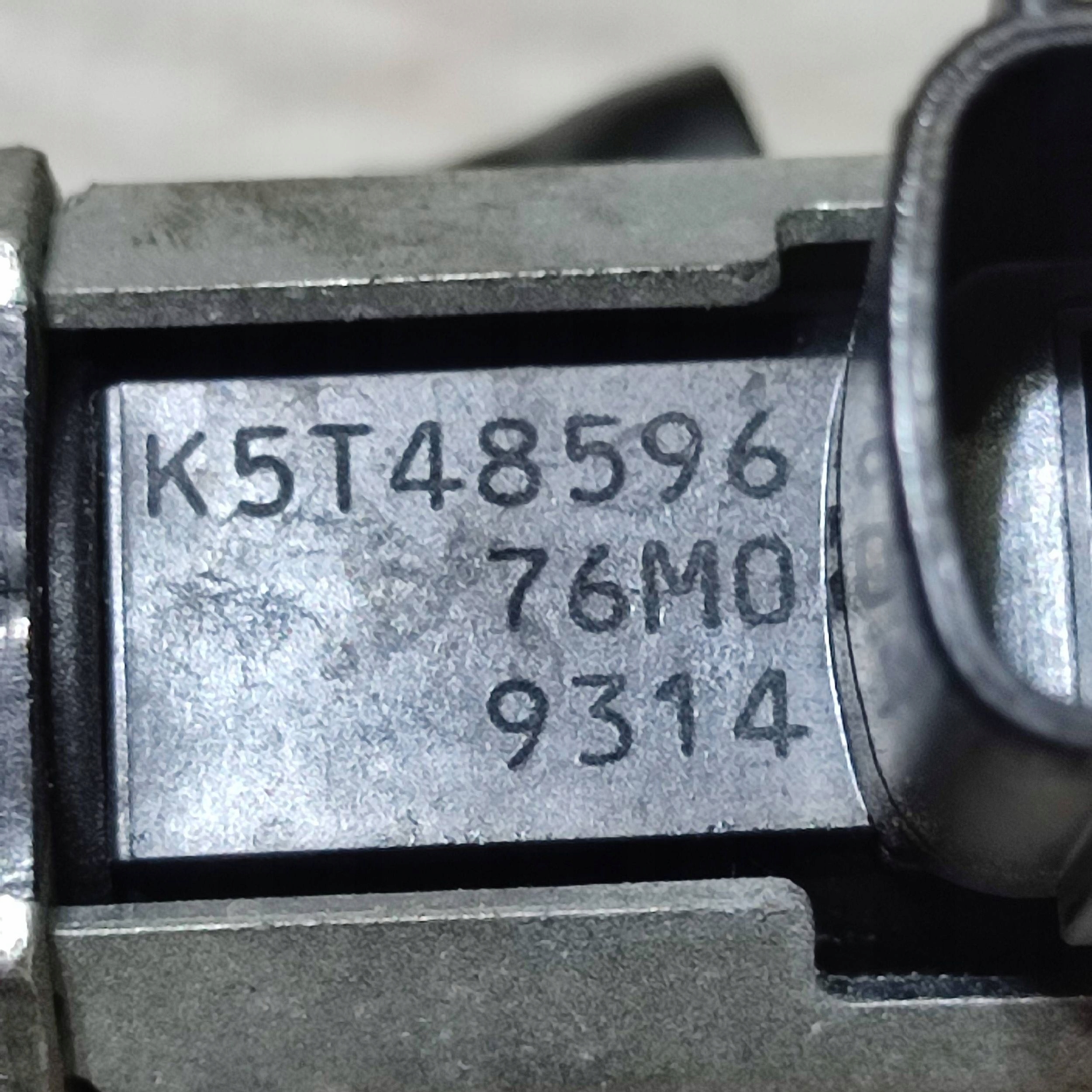 ventil par goriva Suzuki Vitara (LY) K5T48596
