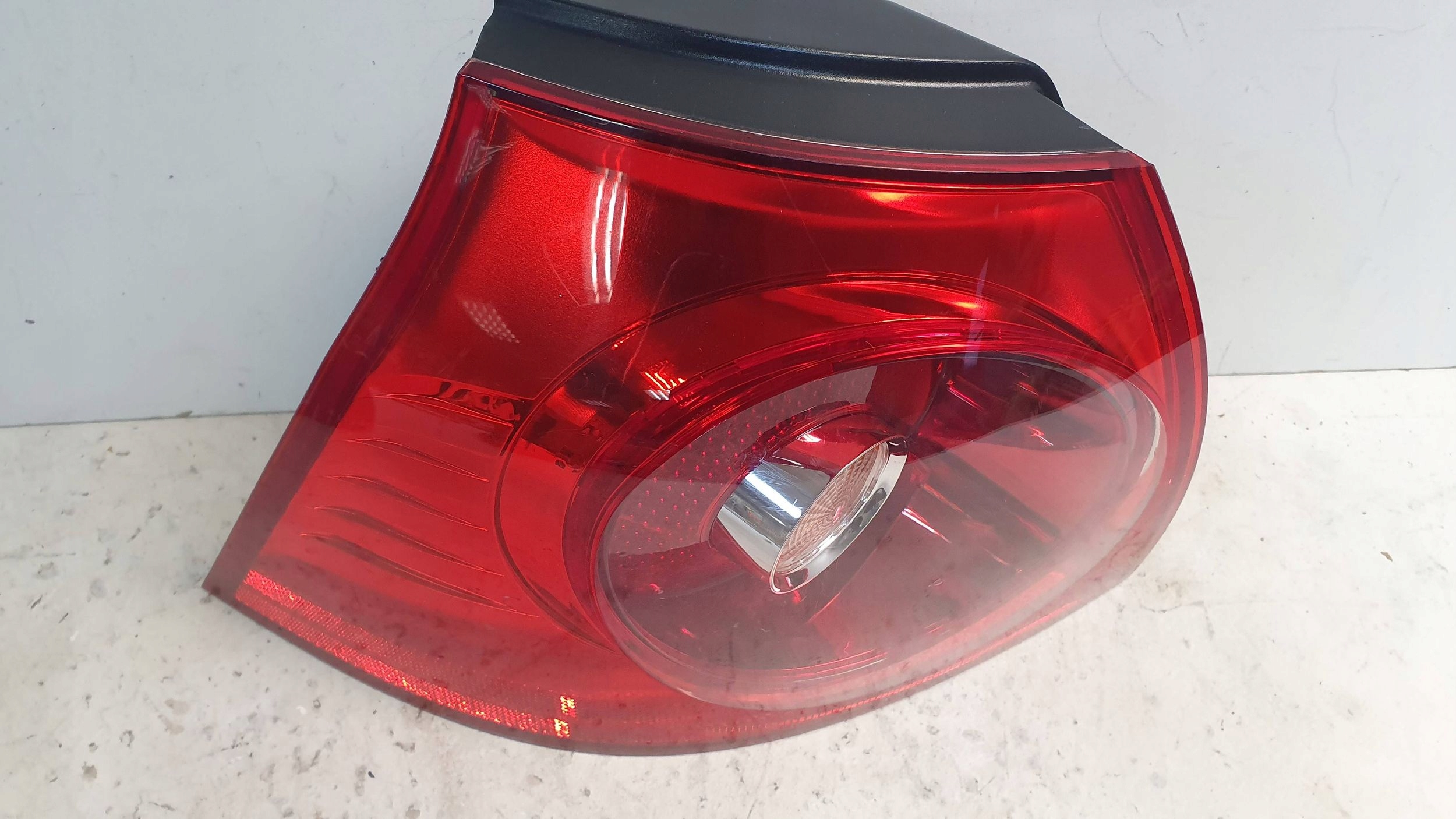 light rear part left VW GOLF V 03