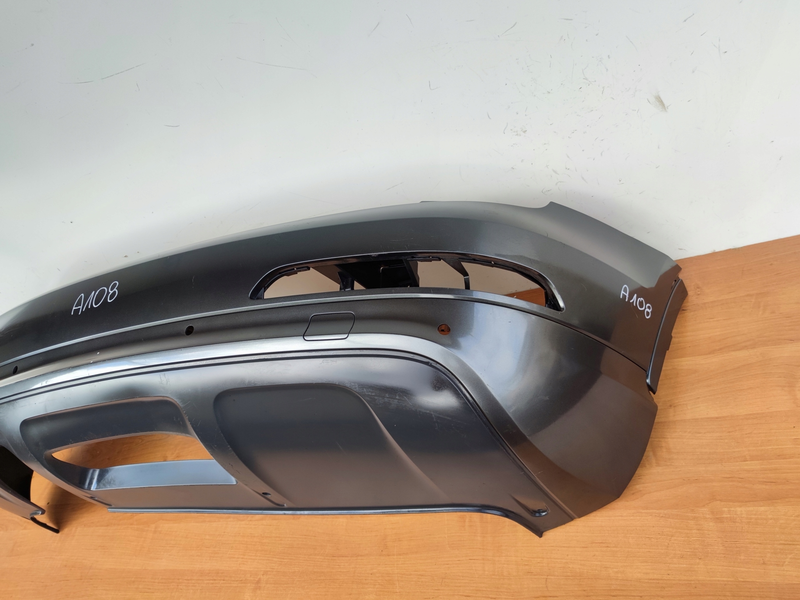 AUDI Q3 bumper rear part + SPOILER below towing DEKIELKI 8U0