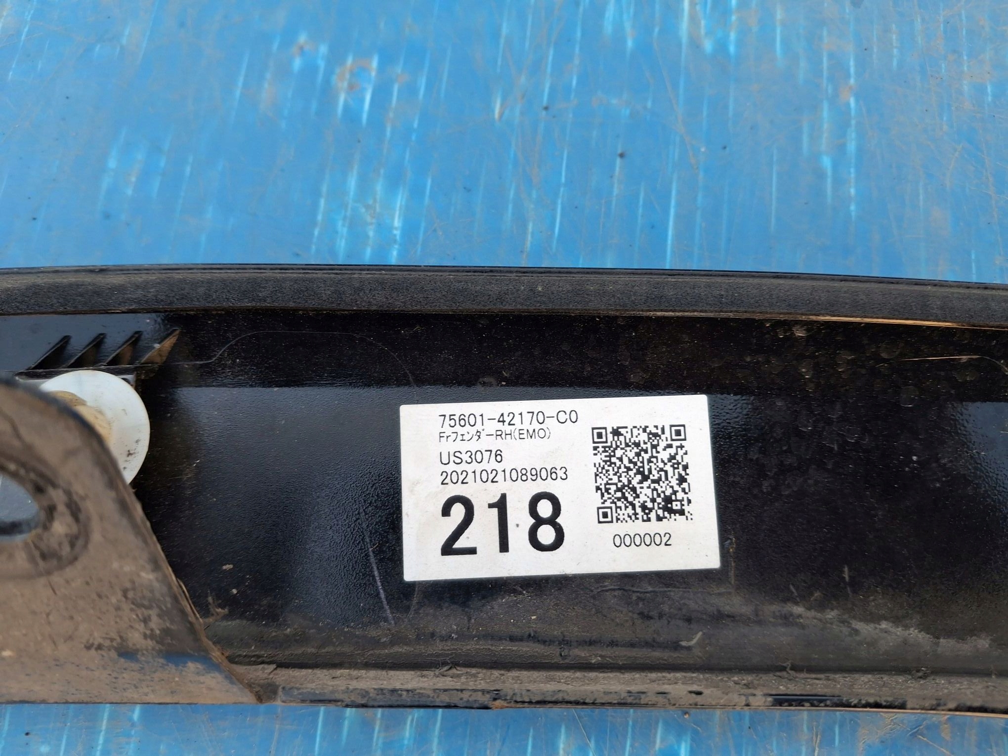 cap for fender right front TOYOTA RAV4 V 2019R->