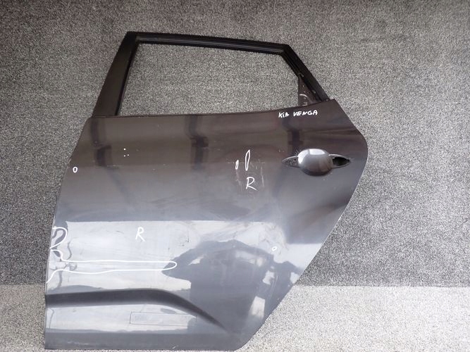 KIA VENGA 10- door left rear. rear part