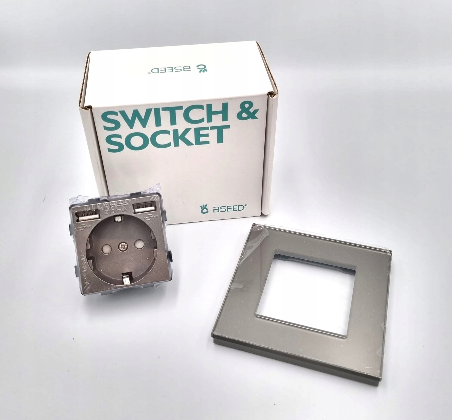 BSEED Gniazdko Schuko USB Typ C Szybkie Ładowanie 20W Szklane Szare — miniatura 9