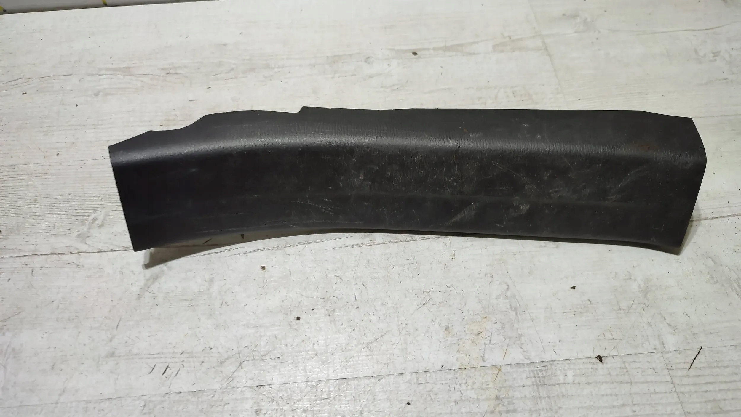 Mazda 3 III BM 17r right side moulding threshold cap