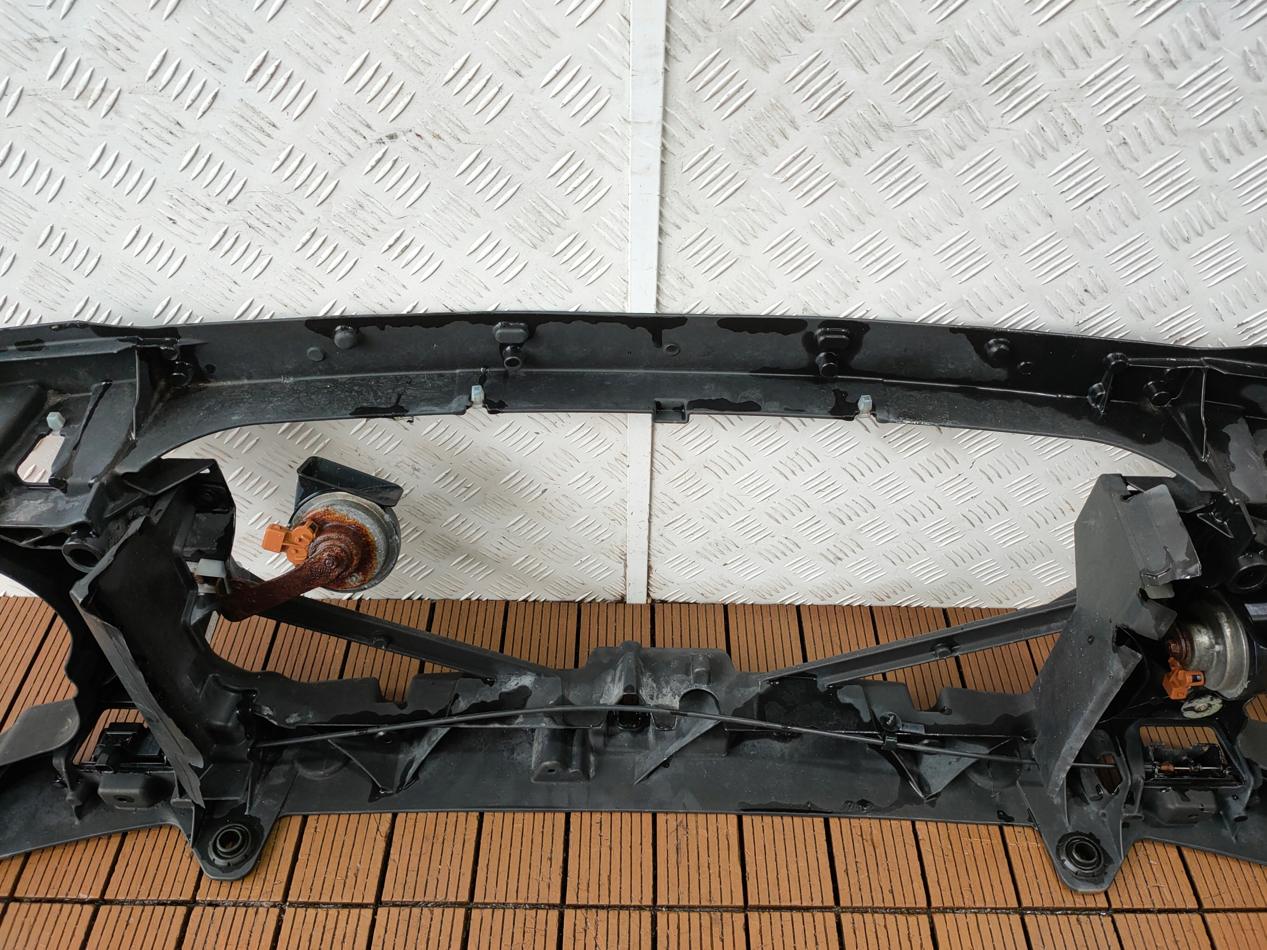 LAND ROVER DISCOVERY III L320 04-09 support panel for radiators pillar + ZAMKI KPL OE