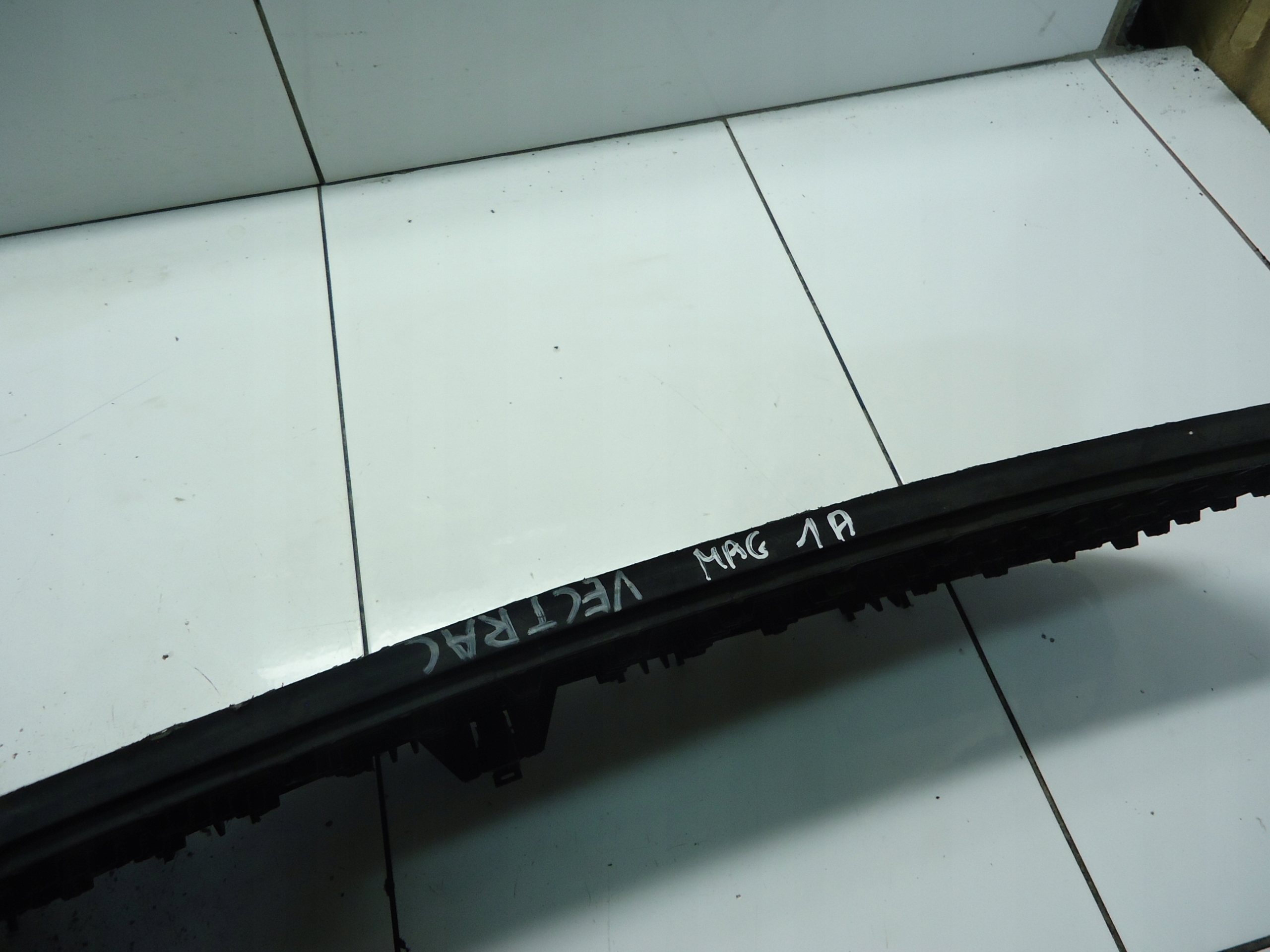 OPEL VECTRA C griglia Paraurti 1300588