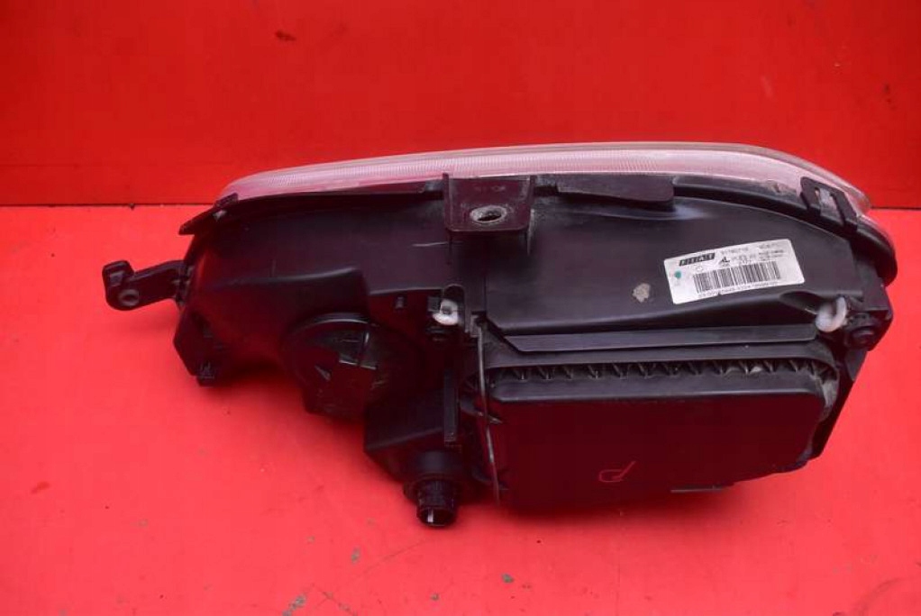 REFLEKTOR right light front EU 51780719 FIAT IDEA 03-20
