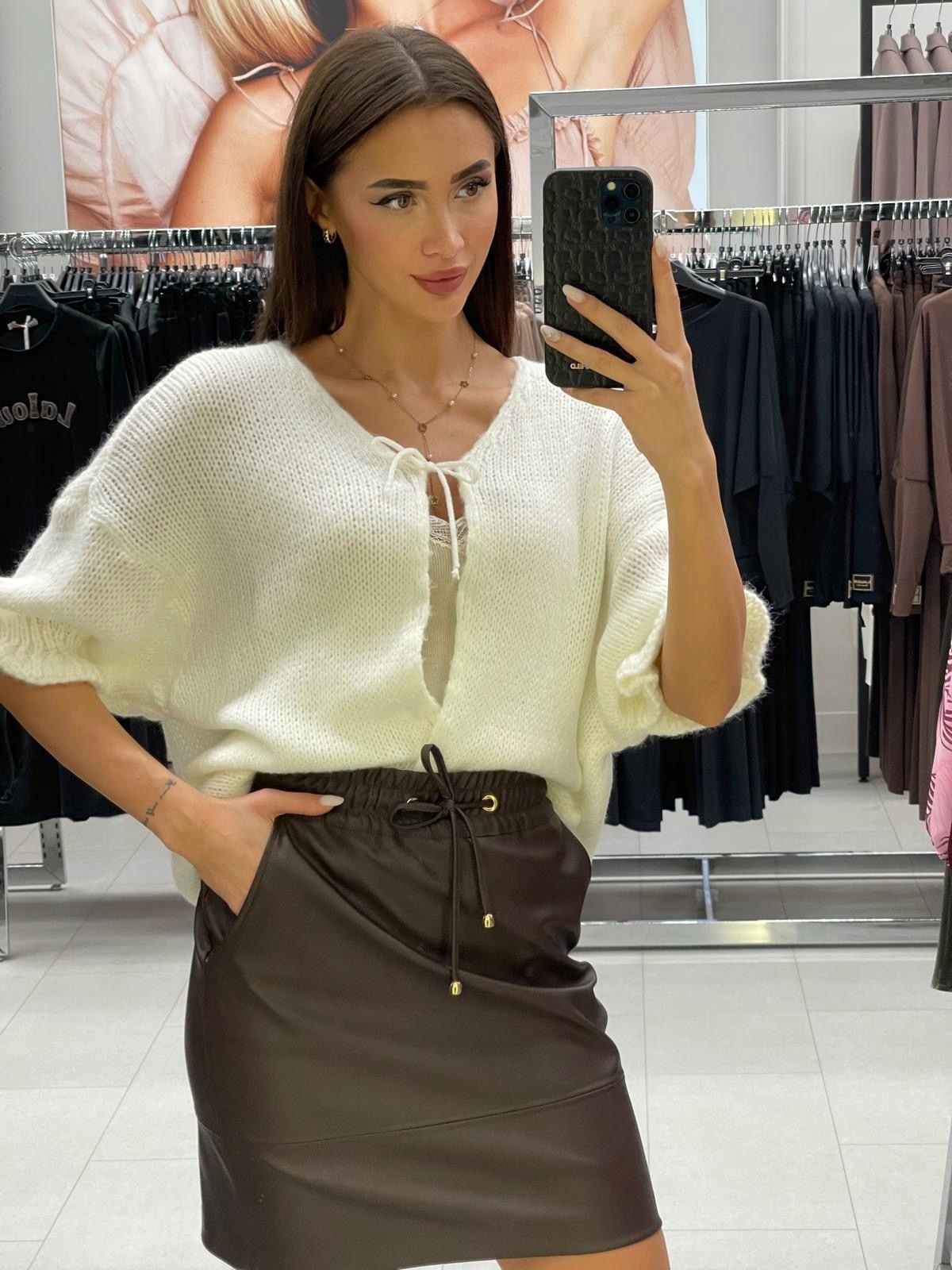 Svetr Bílý Krémový Krátký Rekaw 8353 Lalous vel Univerzální