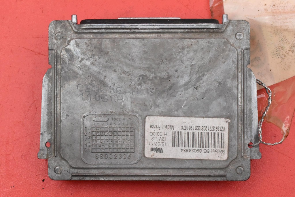 control unit XENON KSENON left 89034934 RENAULT LATITUDE 1 and 10-14