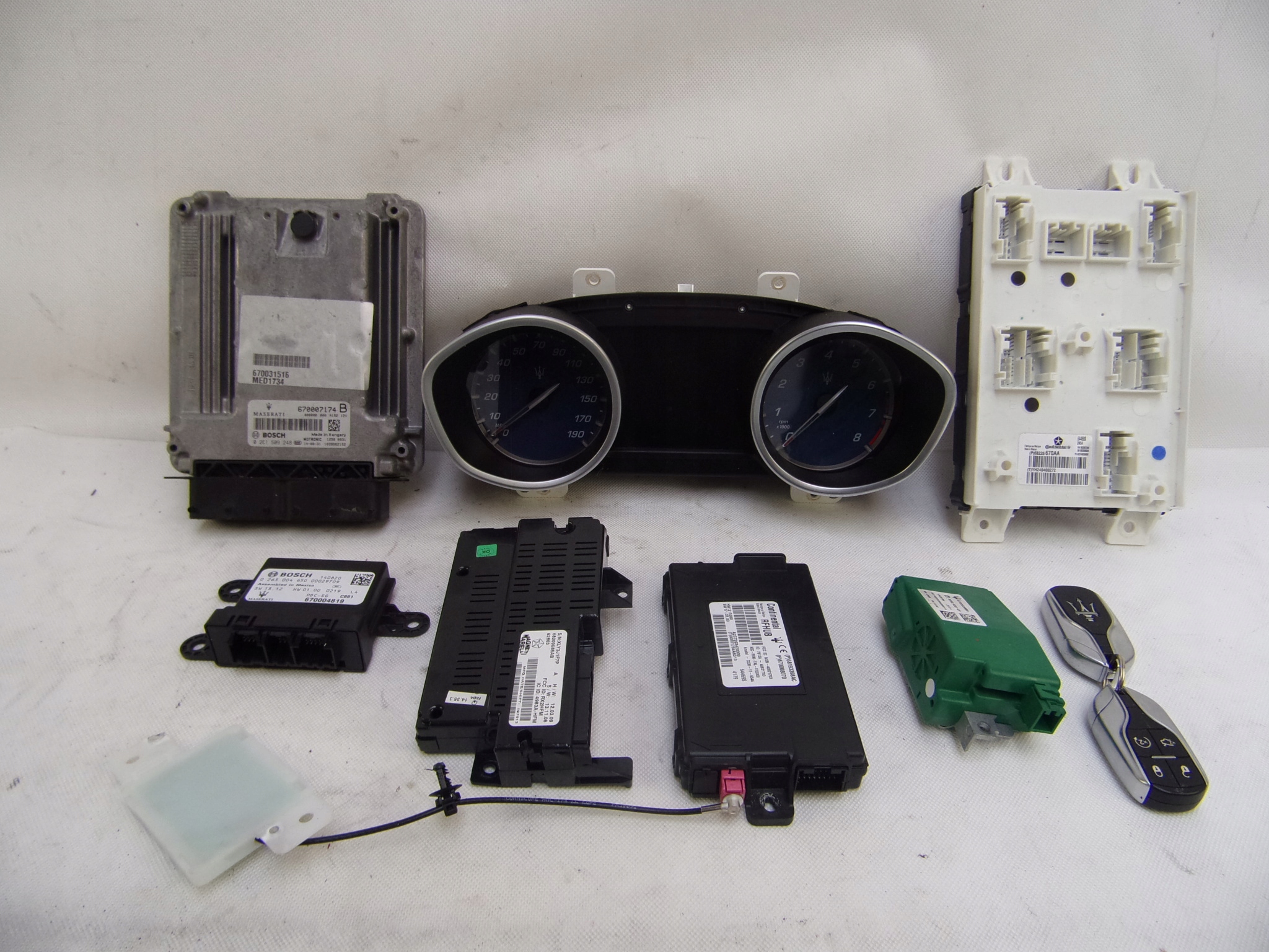 670030640 670007174 - MASERATI GHIBLI 3.0 V6 14-компьютер переключатель зажигания BSI