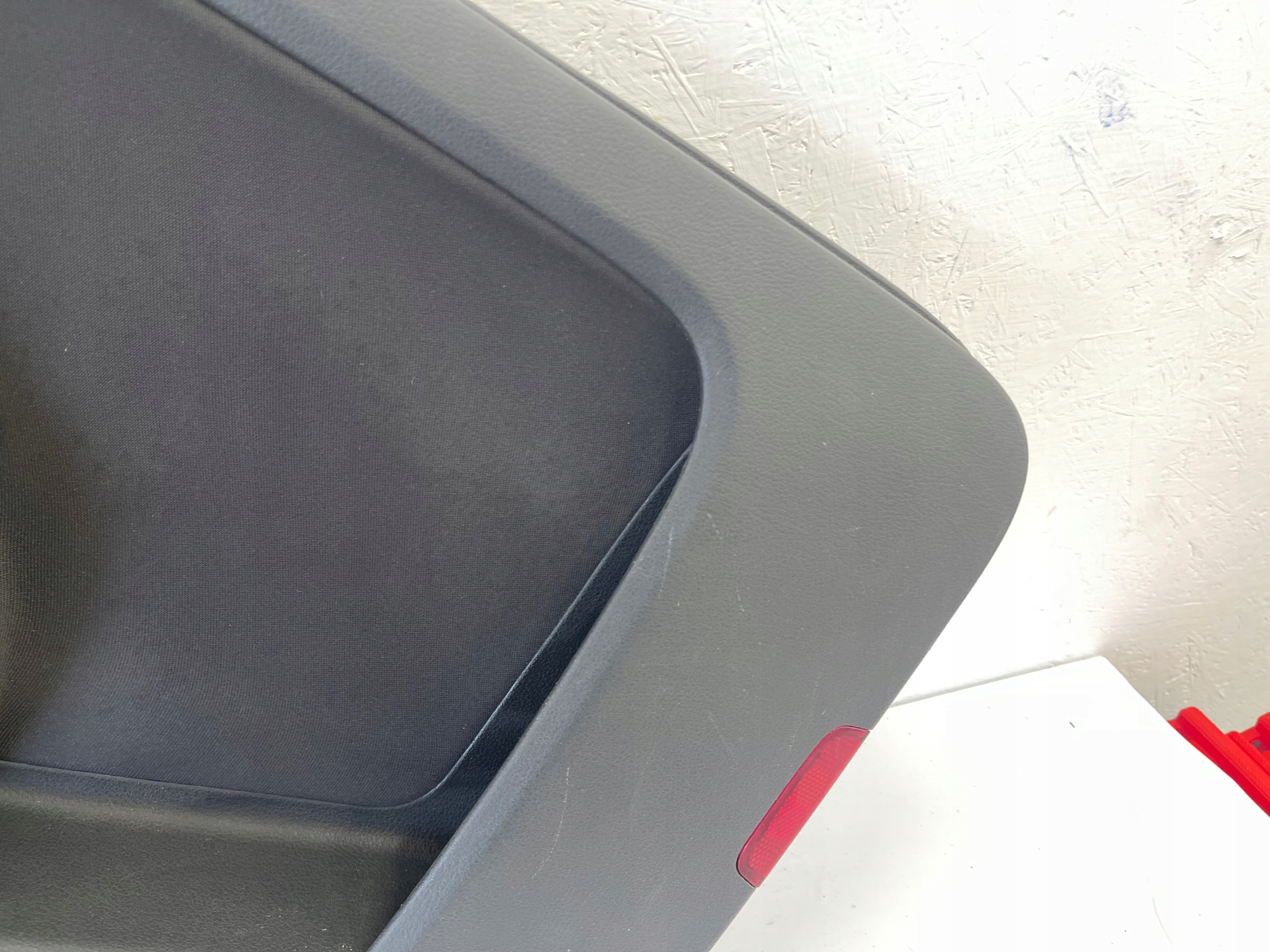 side door left rear part VW GOLF 6 VI plus 5M0868073A