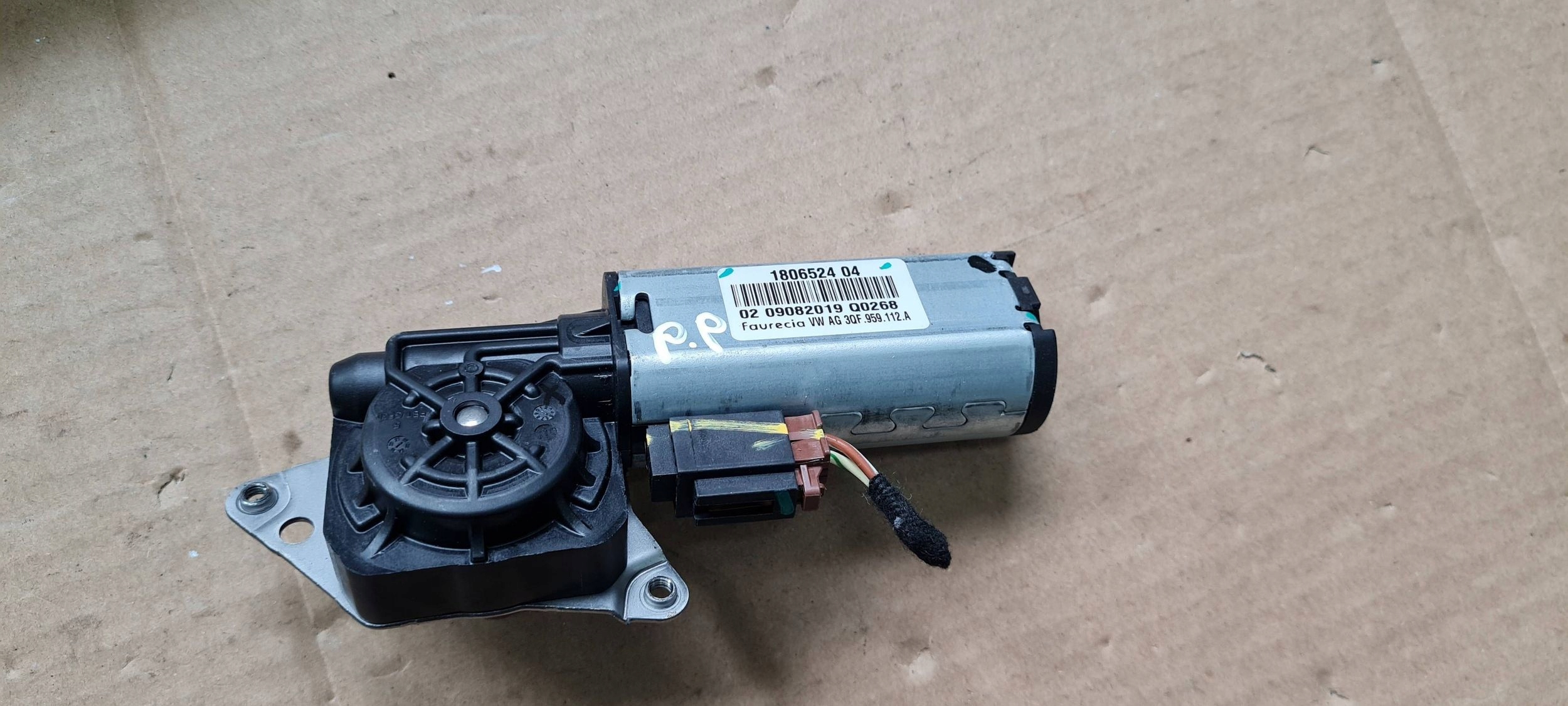 Q5 80A mini motor seat right front 3QF959112A A4 B9 8W A5 VW AUDI