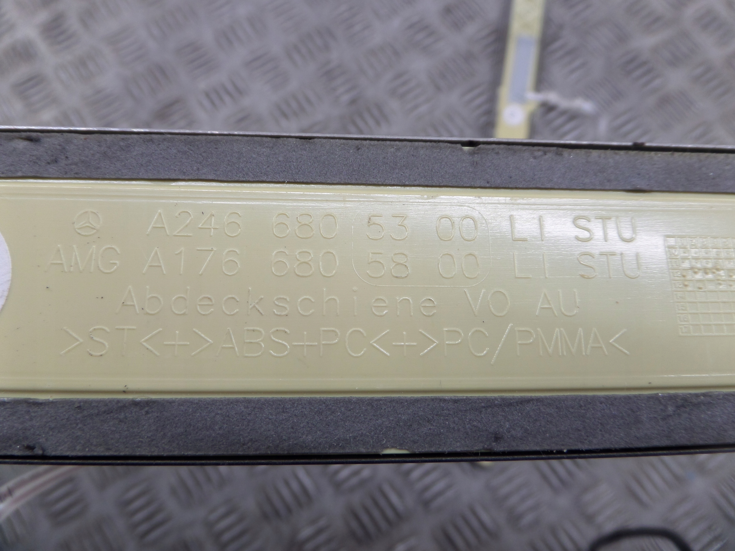 MERCEDES W176 A-class LISTEWA of the threshold left right CHROM LED