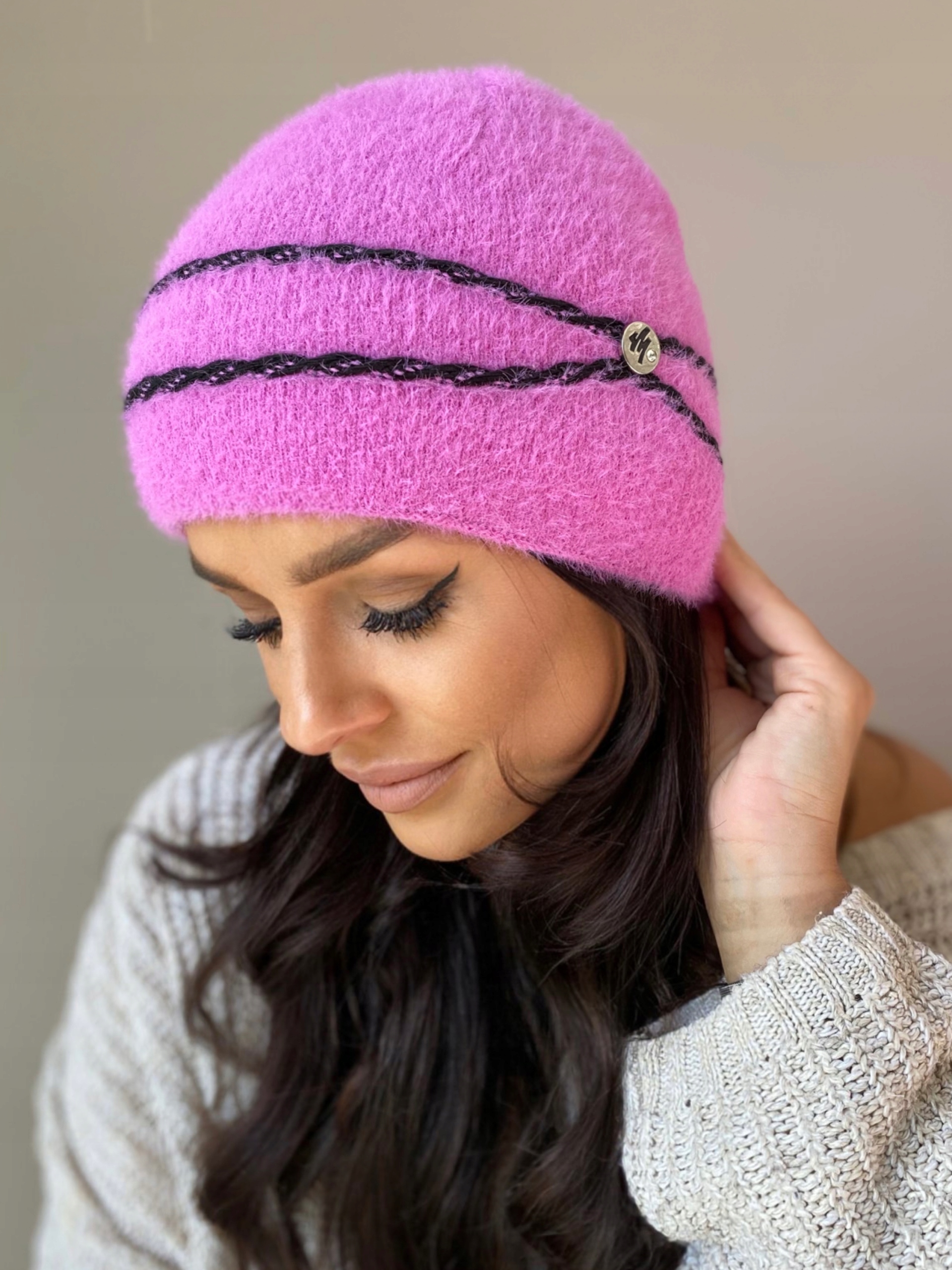 CZAPKA DAMSKA ZIMOWA NA ZIMĘ CIEPŁA WYGODNA GRUBA KOBIECA SPORTOWA KOLORY Materiał dominujący inny