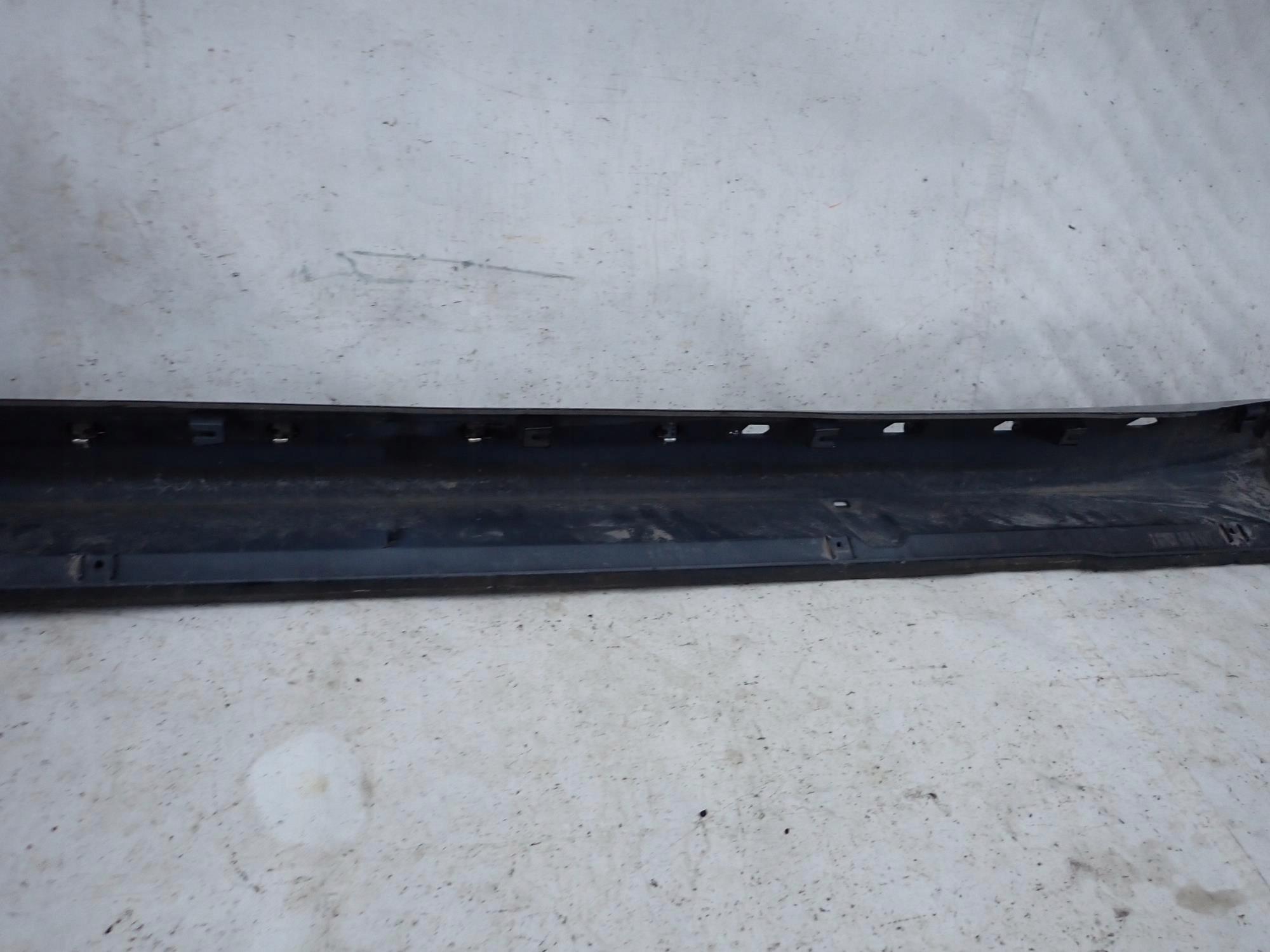 MITSUBISHI OUTLANDER III 3 PHEV 14-22 threshold right