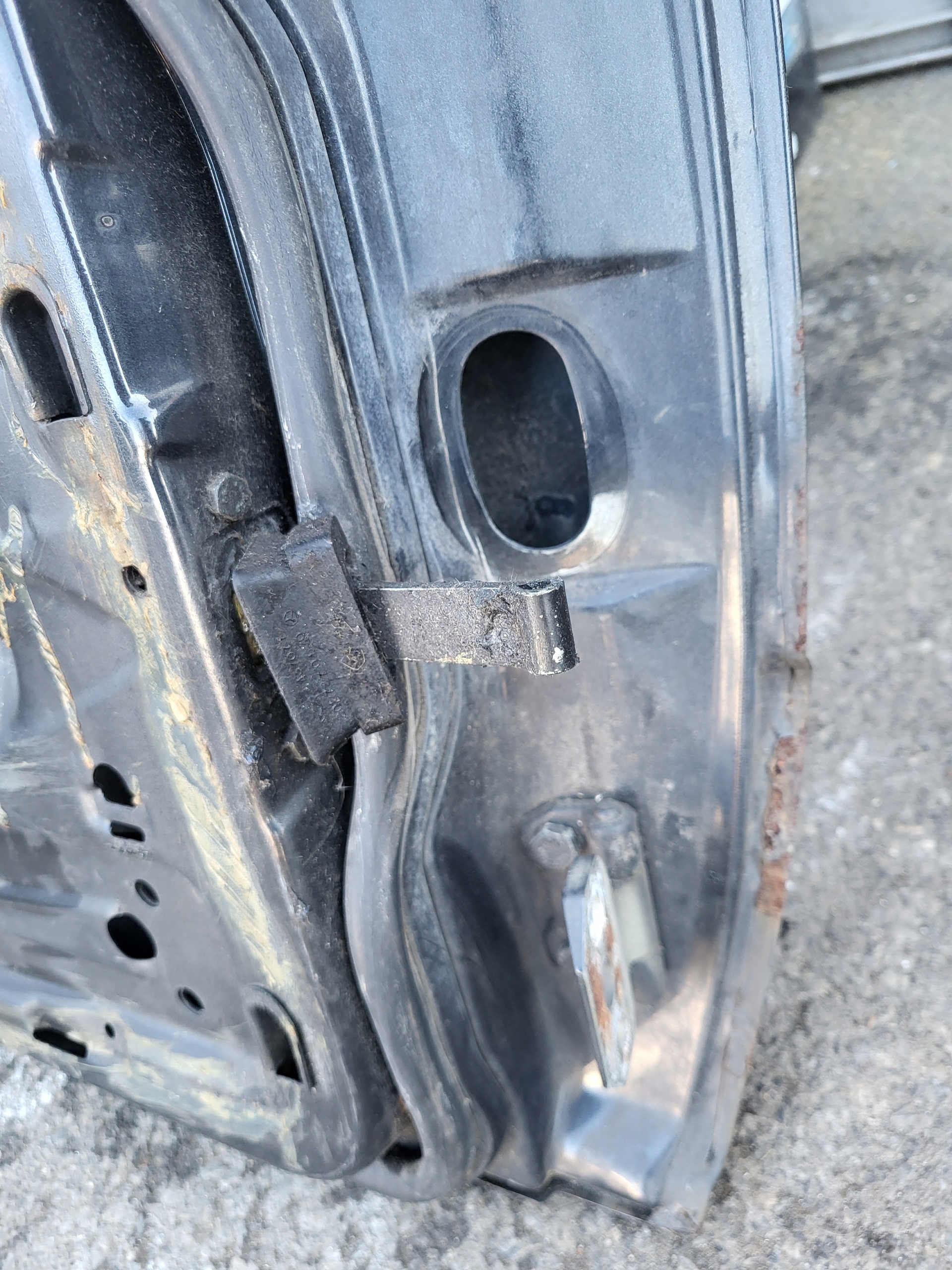 door left front front MERCEDES 190 W201 black,