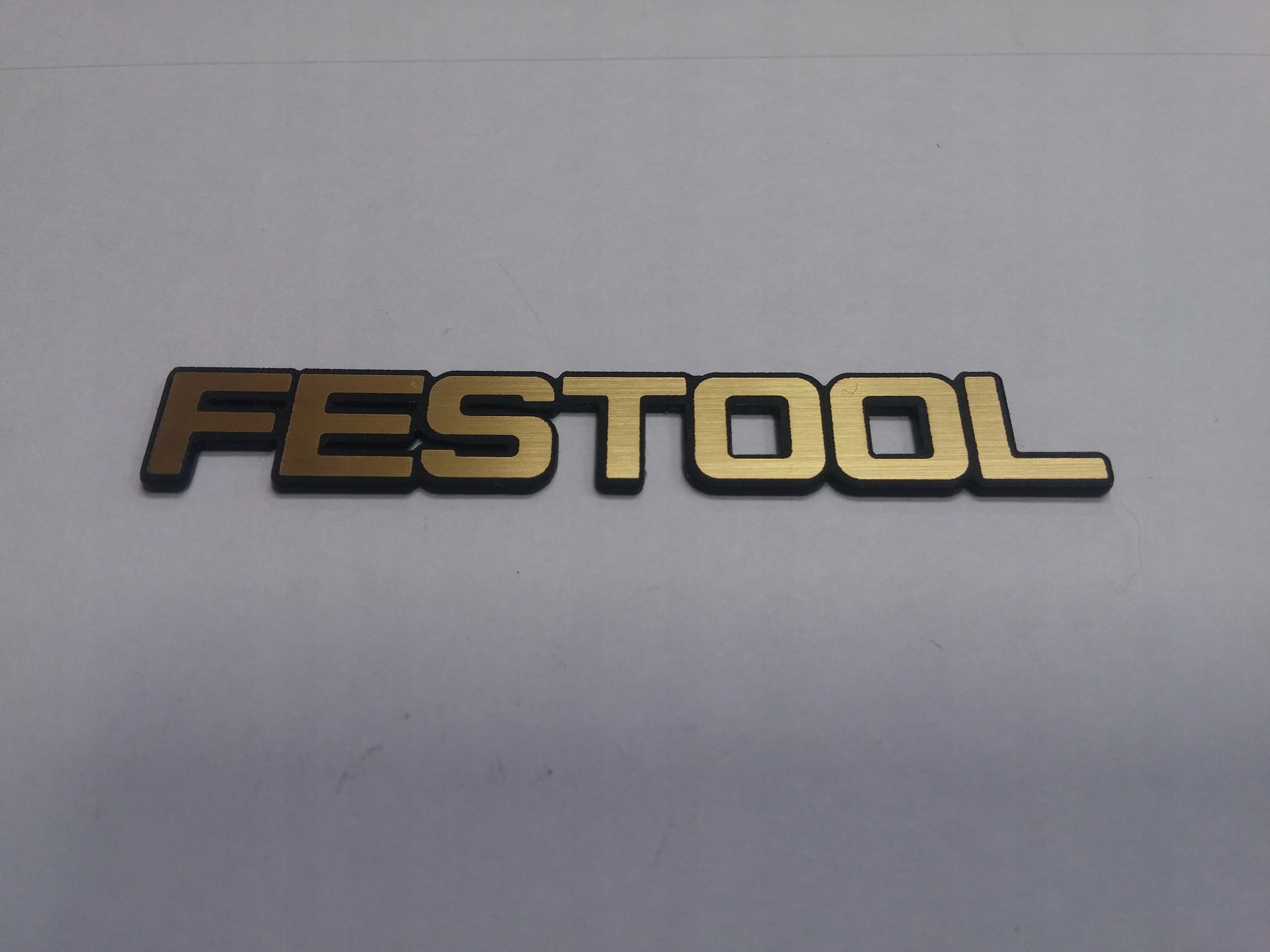 

Festool naklejka emblemat 132 x 20 mm * Złota