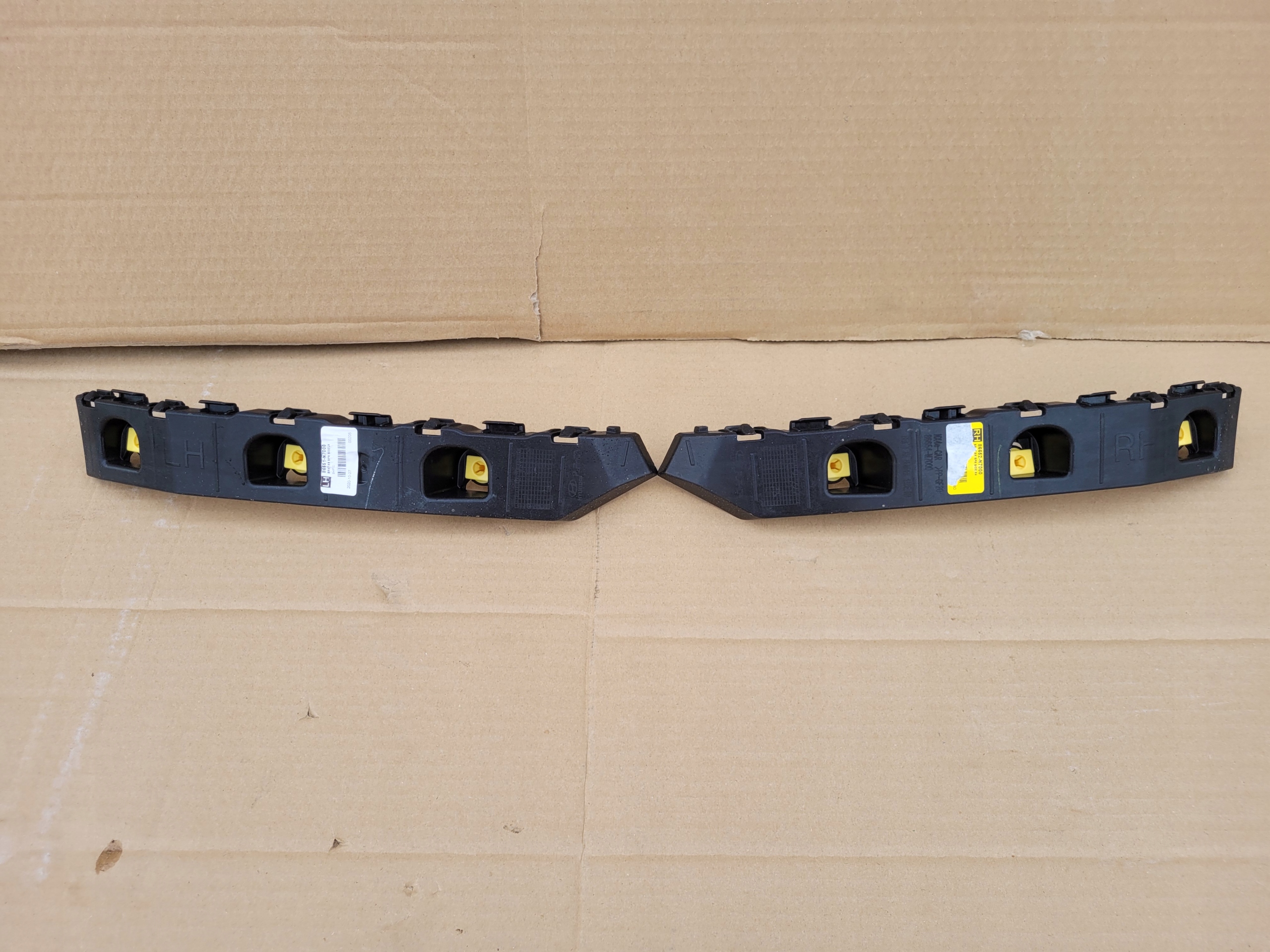 86653-N7000 - HYUNDAI TUCSON IV ЛЕВЫЙ ПРАВЫЙ БАМПЕР ЗАДНИЙ