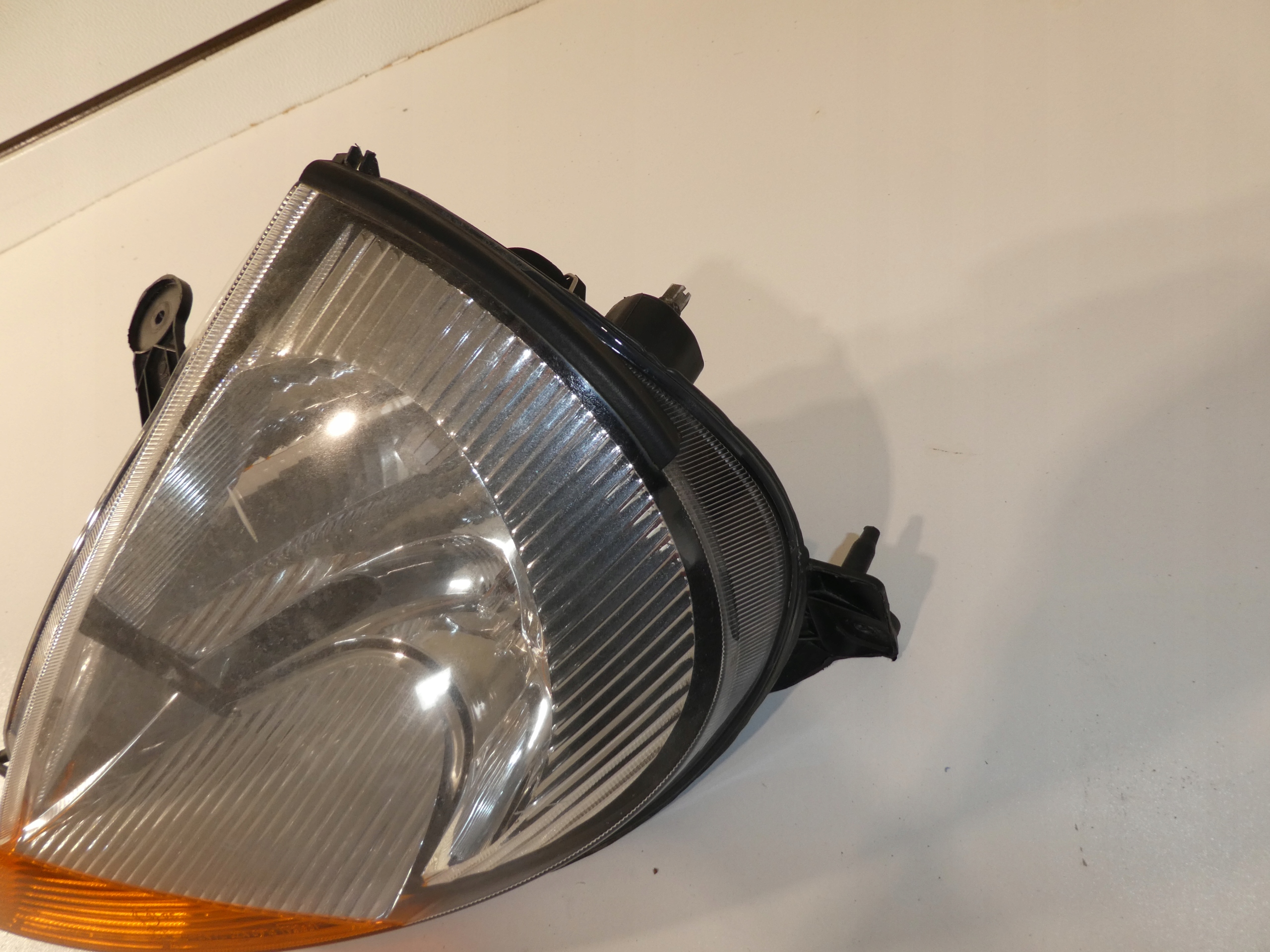 light left front FORD KA 67724910