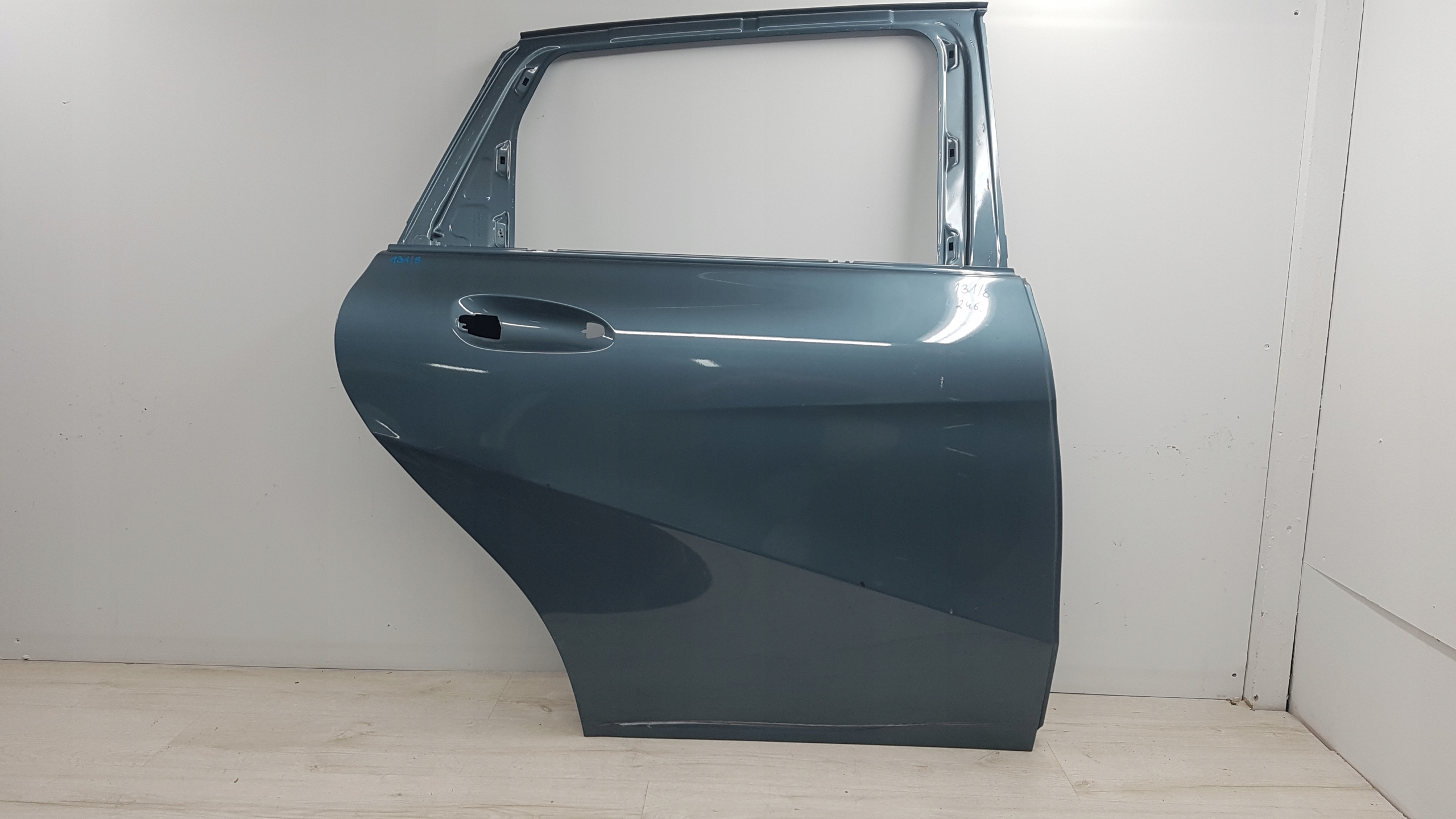 MERCEDES B KLASA W246 PRAWY TYŁ