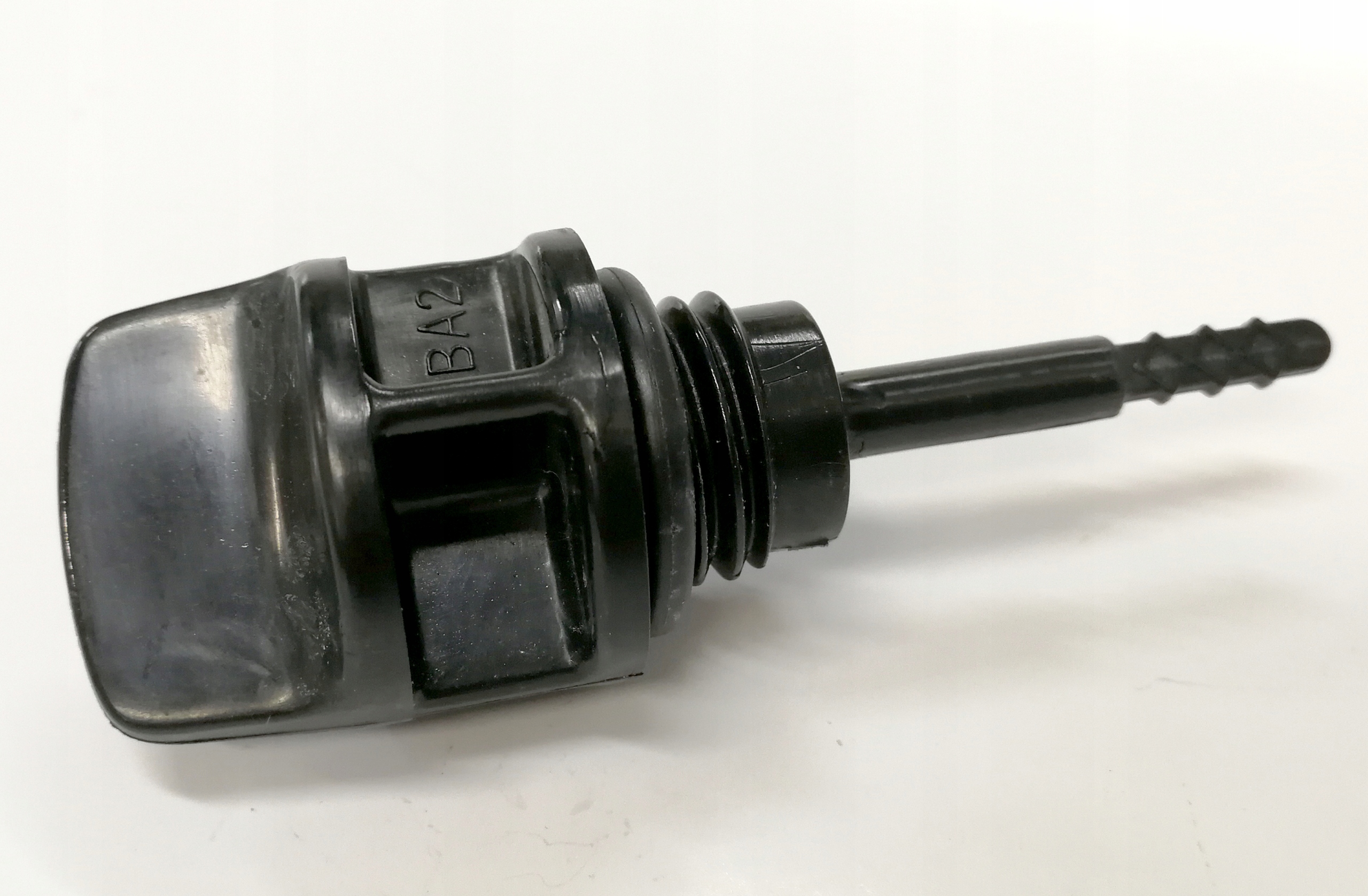 BAGNET OLEJU 1565A-LBA2-E00