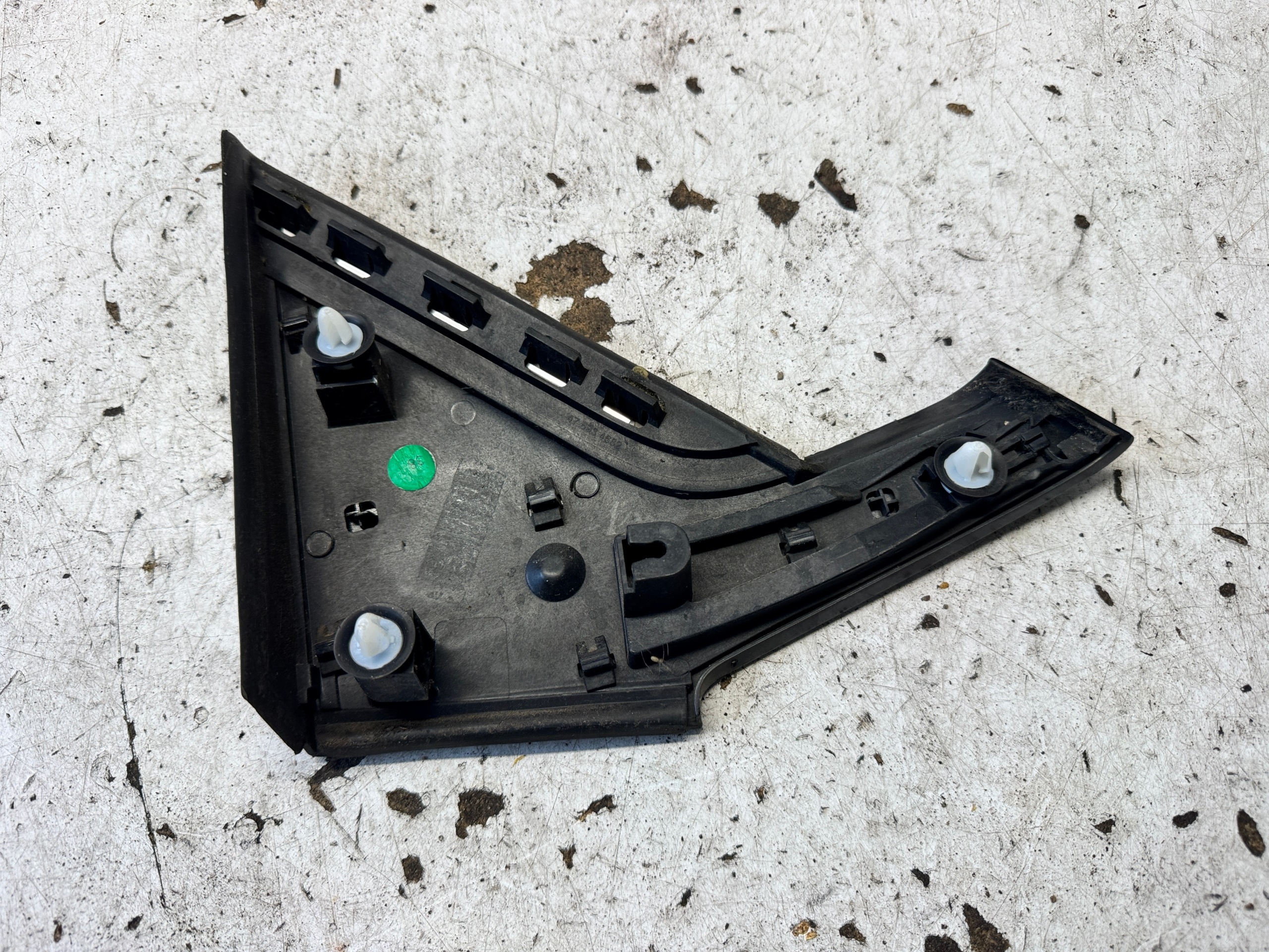 OPEL ADAM triangle cap plastic of a fender left front CHROM 13959013