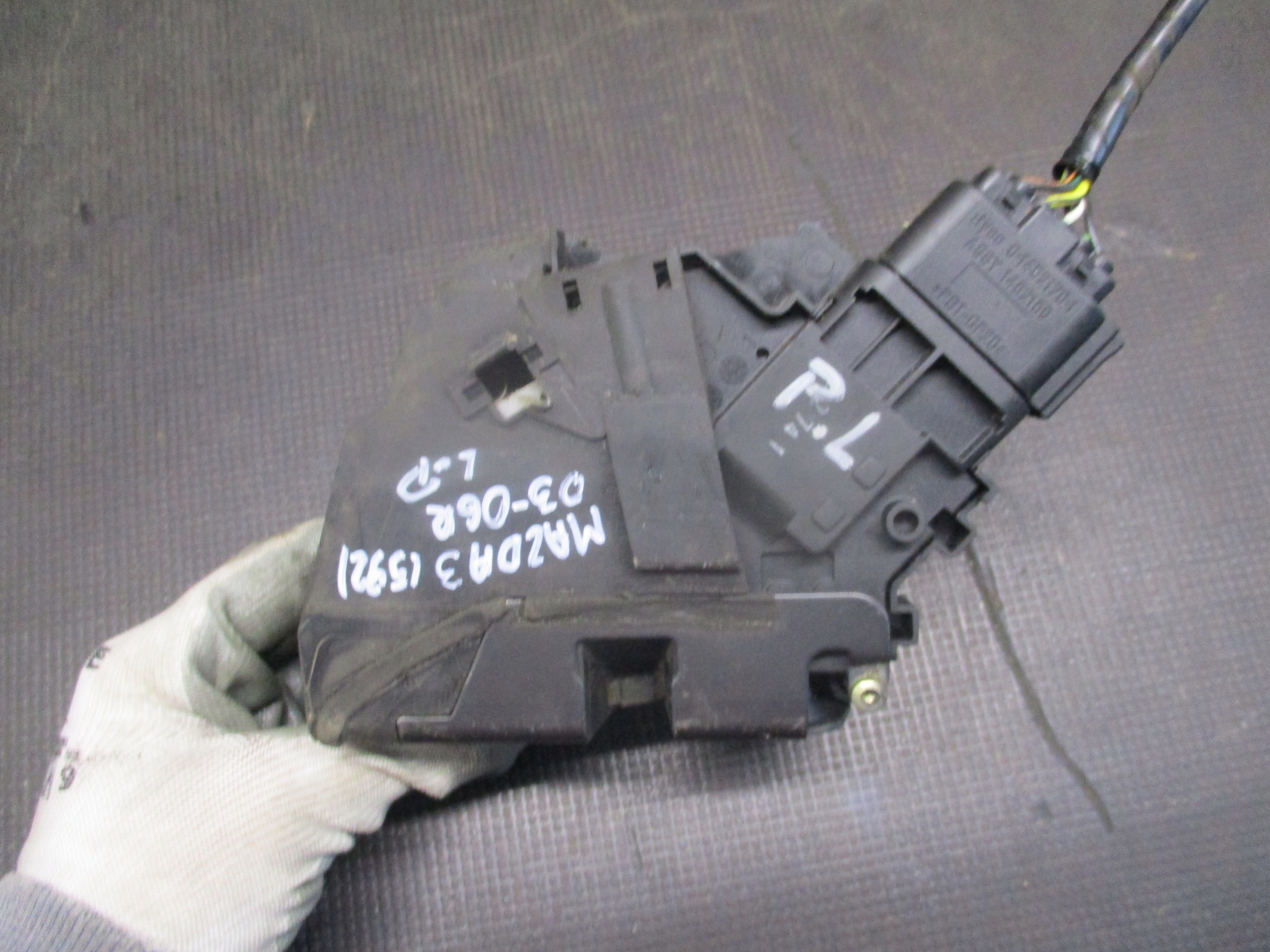 Mazda OE 3N6AA21813K zamek drzwi • Cena, Opinie - Allegro