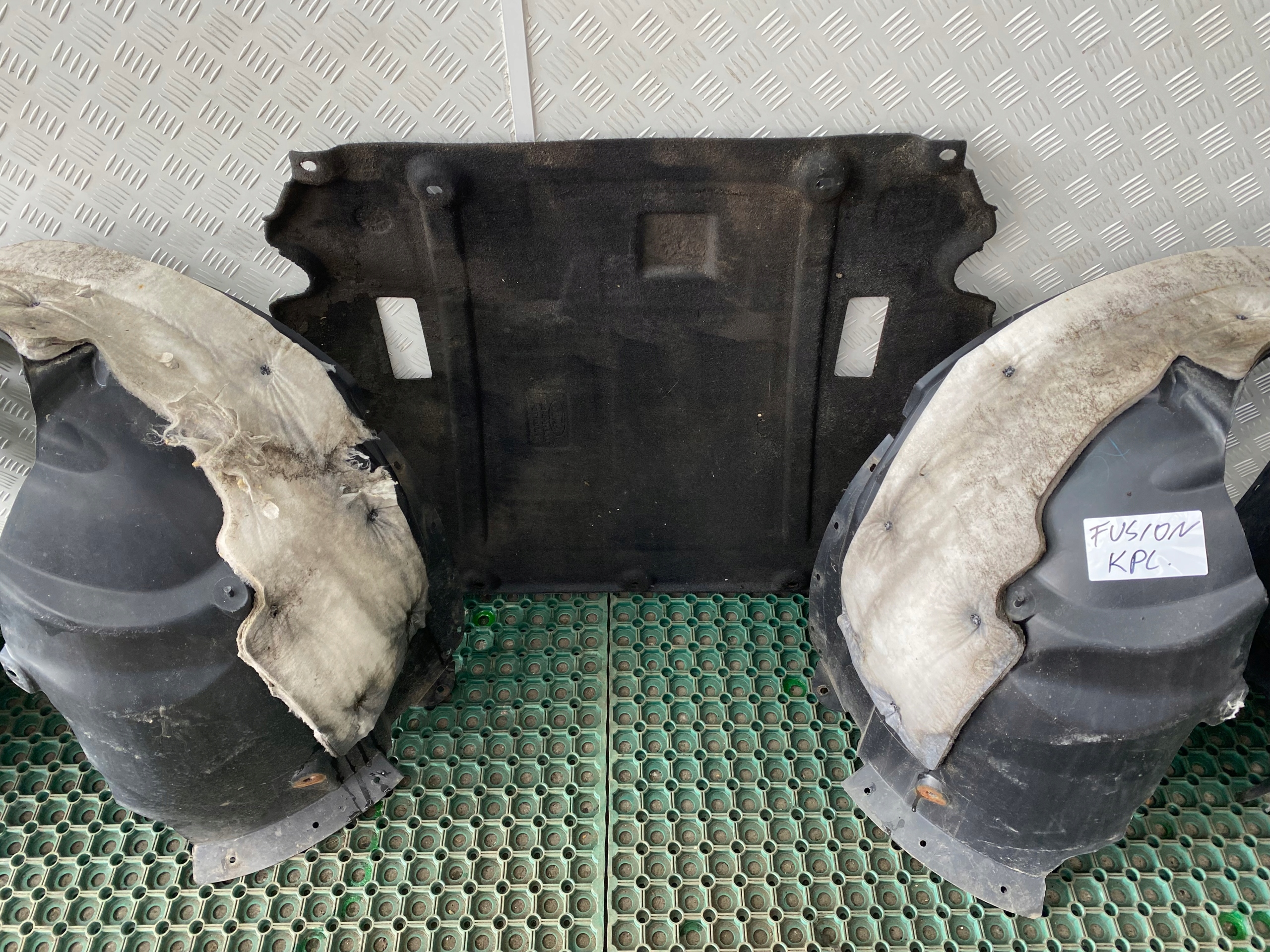 FORD FUSION MK2 14-18 mudguard front left + right + cover below engine KPL