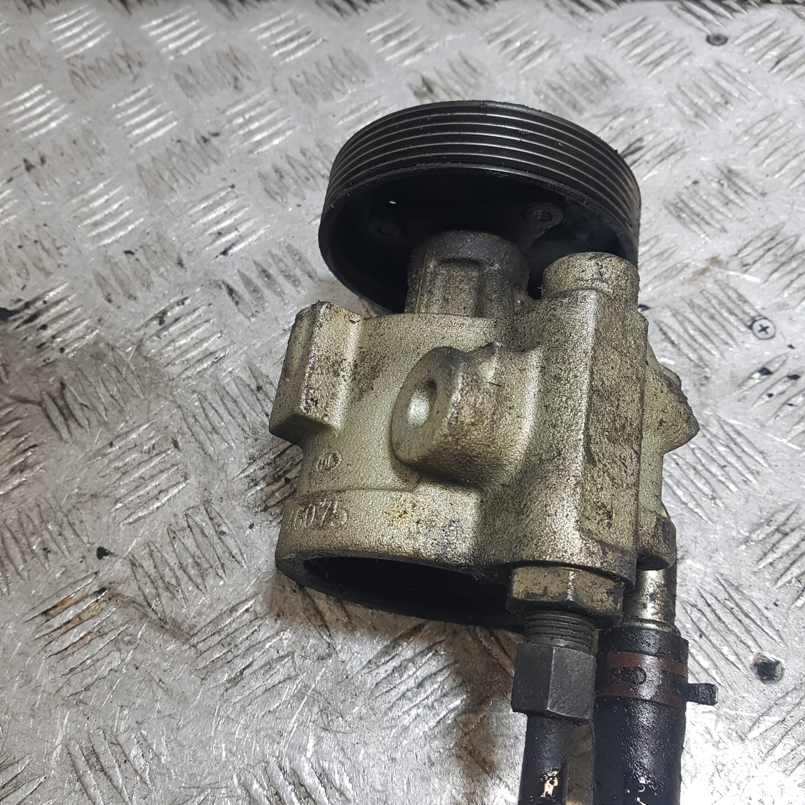 Pompe direction assistée RENAULT SCENIC 2