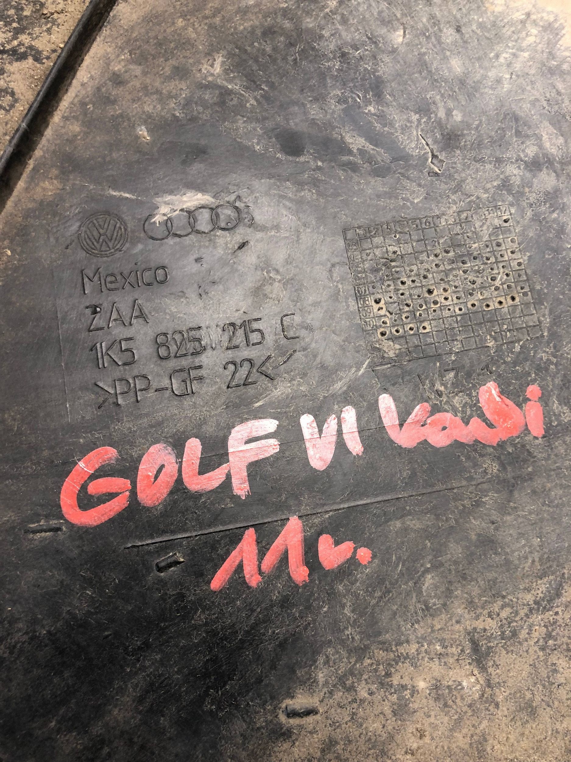 blende abdeckung unterfahrschutz heck VW GOLF VI KOMBI 1K5825215C