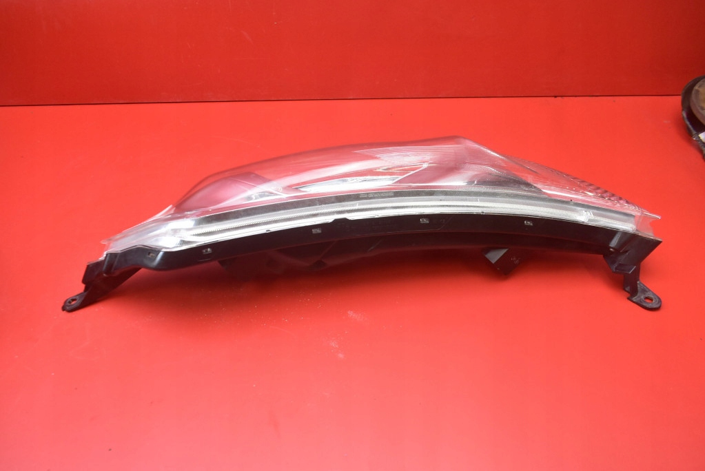REFLEKTOR left light front EU NISSAN JUKE 1 and 10-15