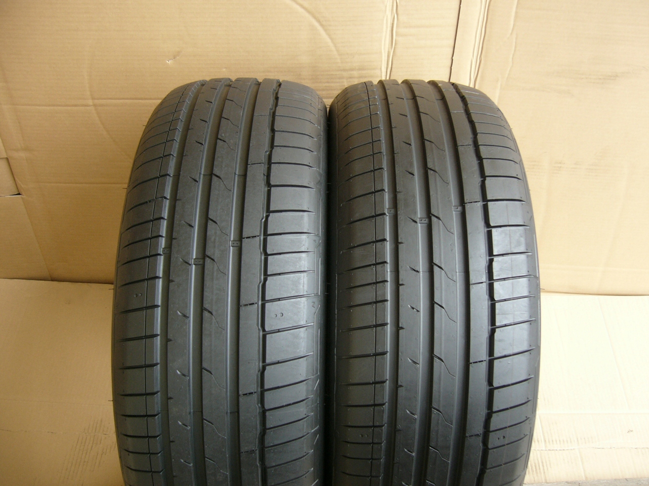 Hankook Ventus S1 evo 3 EV 235/55 R19 101t демо